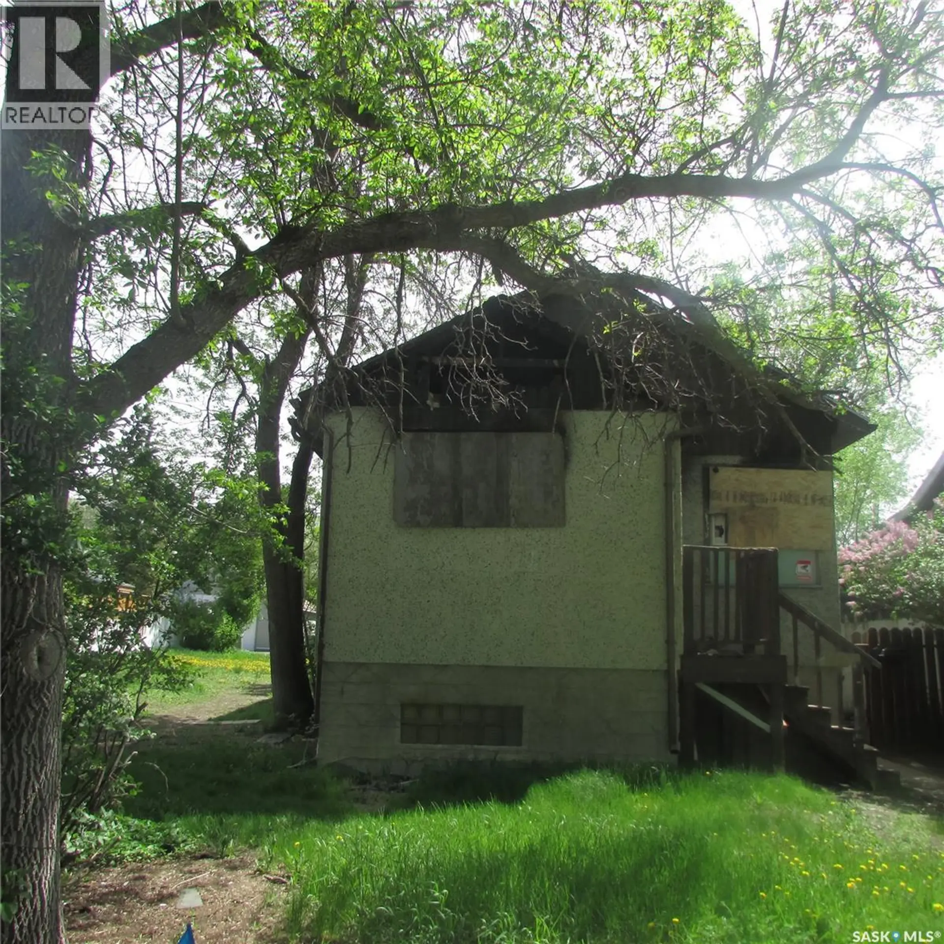 1051 Wascana STREET - Image 3