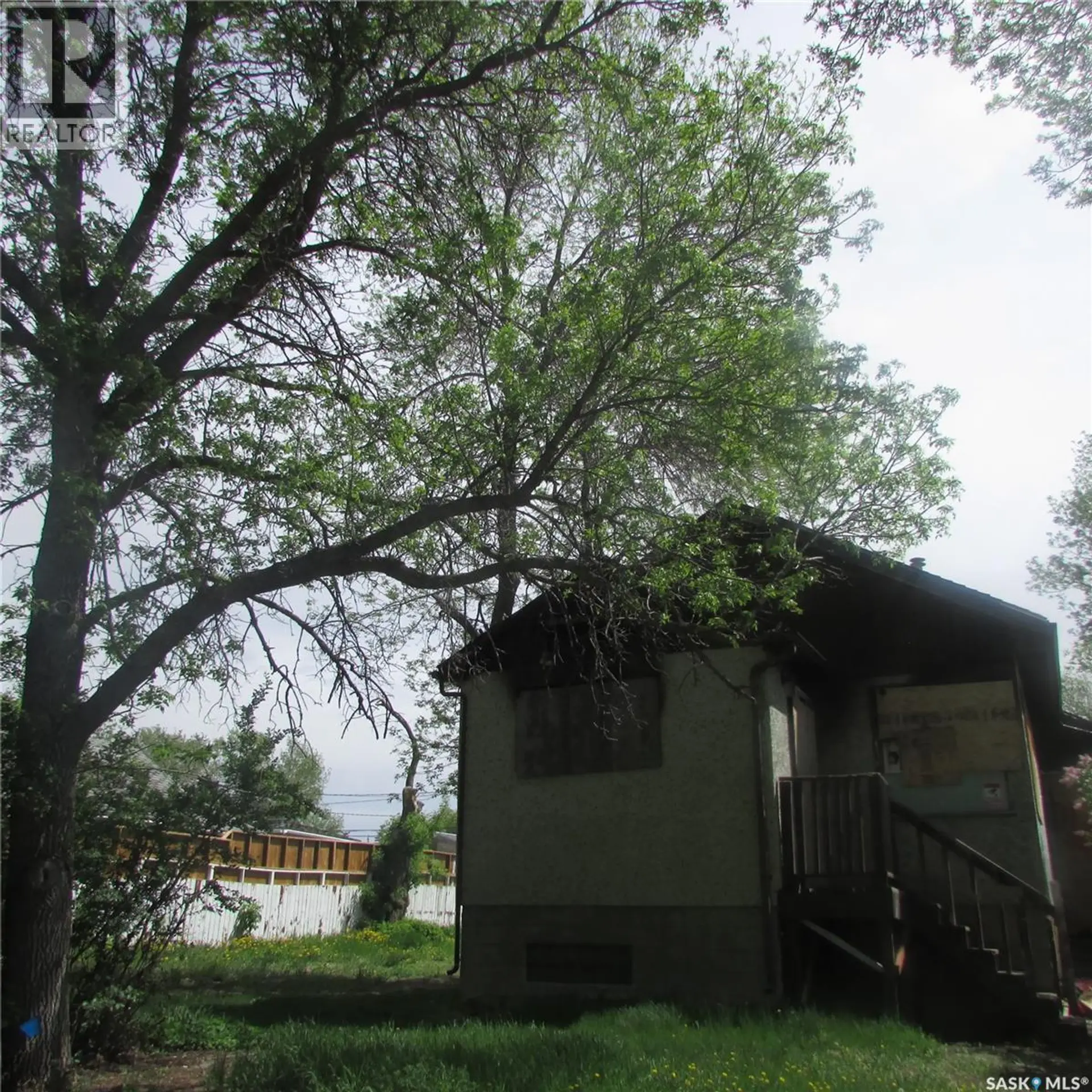1051 Wascana STREET - Image 1