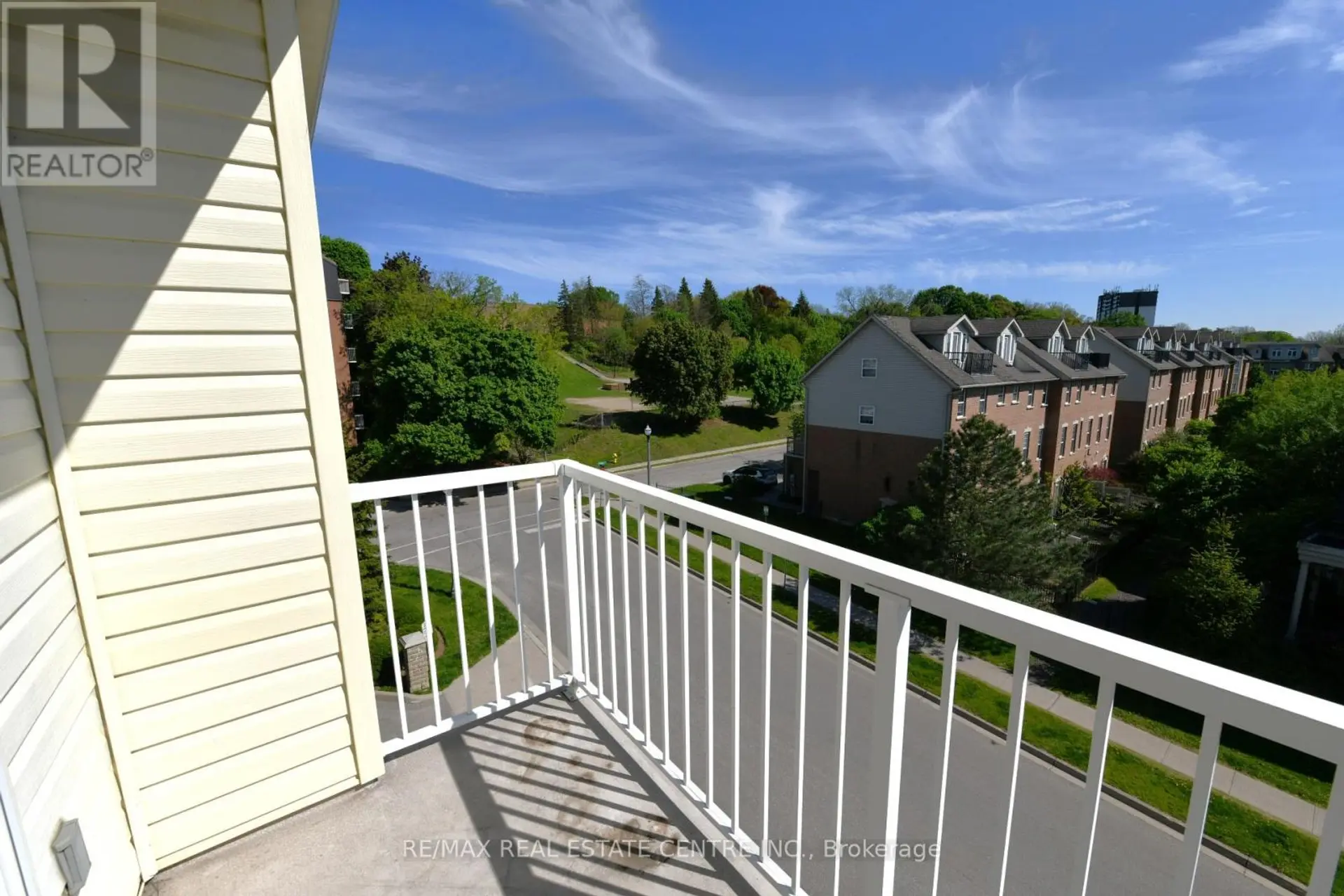 #418 8 HARRIS STREET - Image 8
