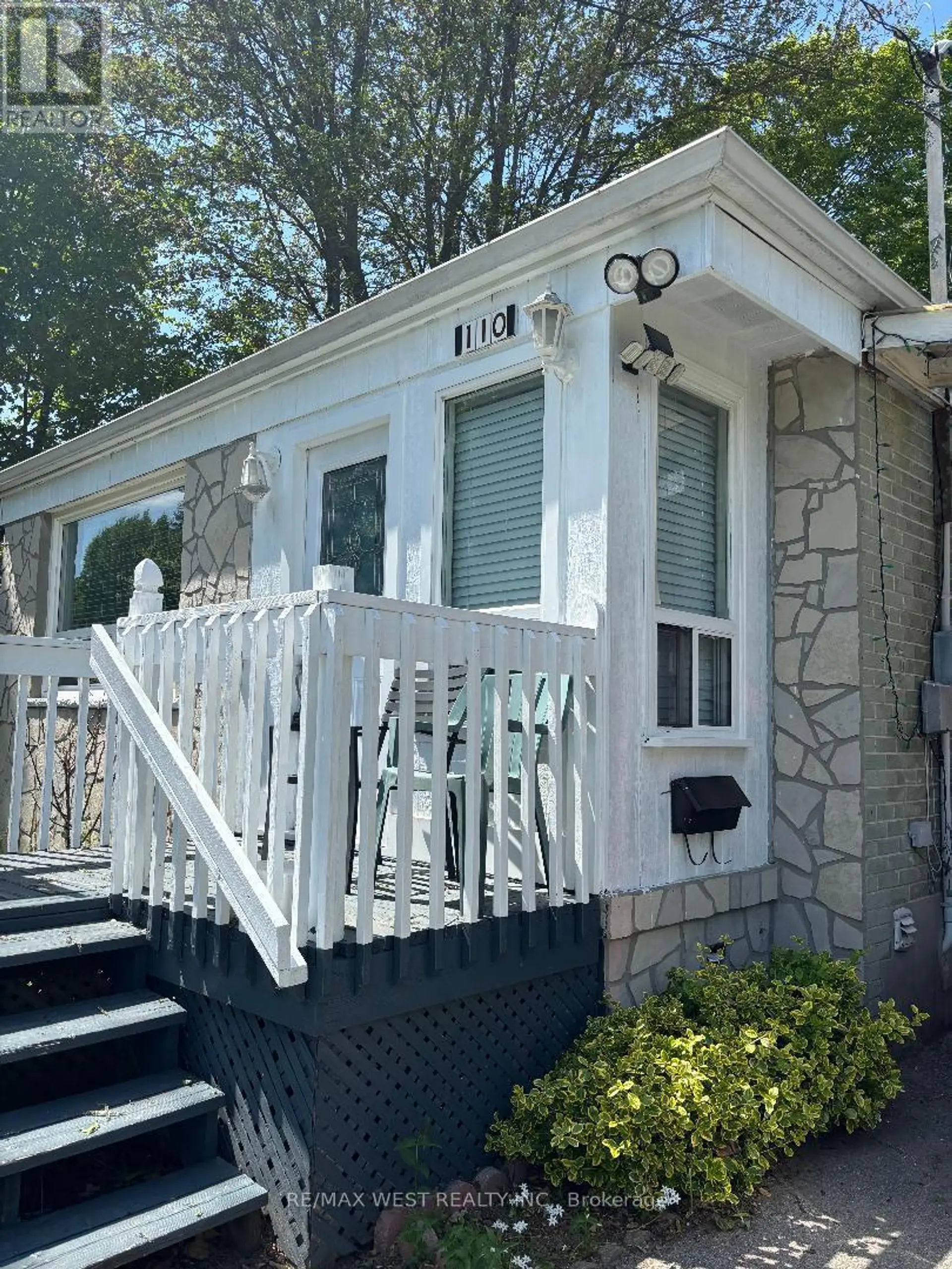 110 DARLINGSIDE DRIVE - Image 3