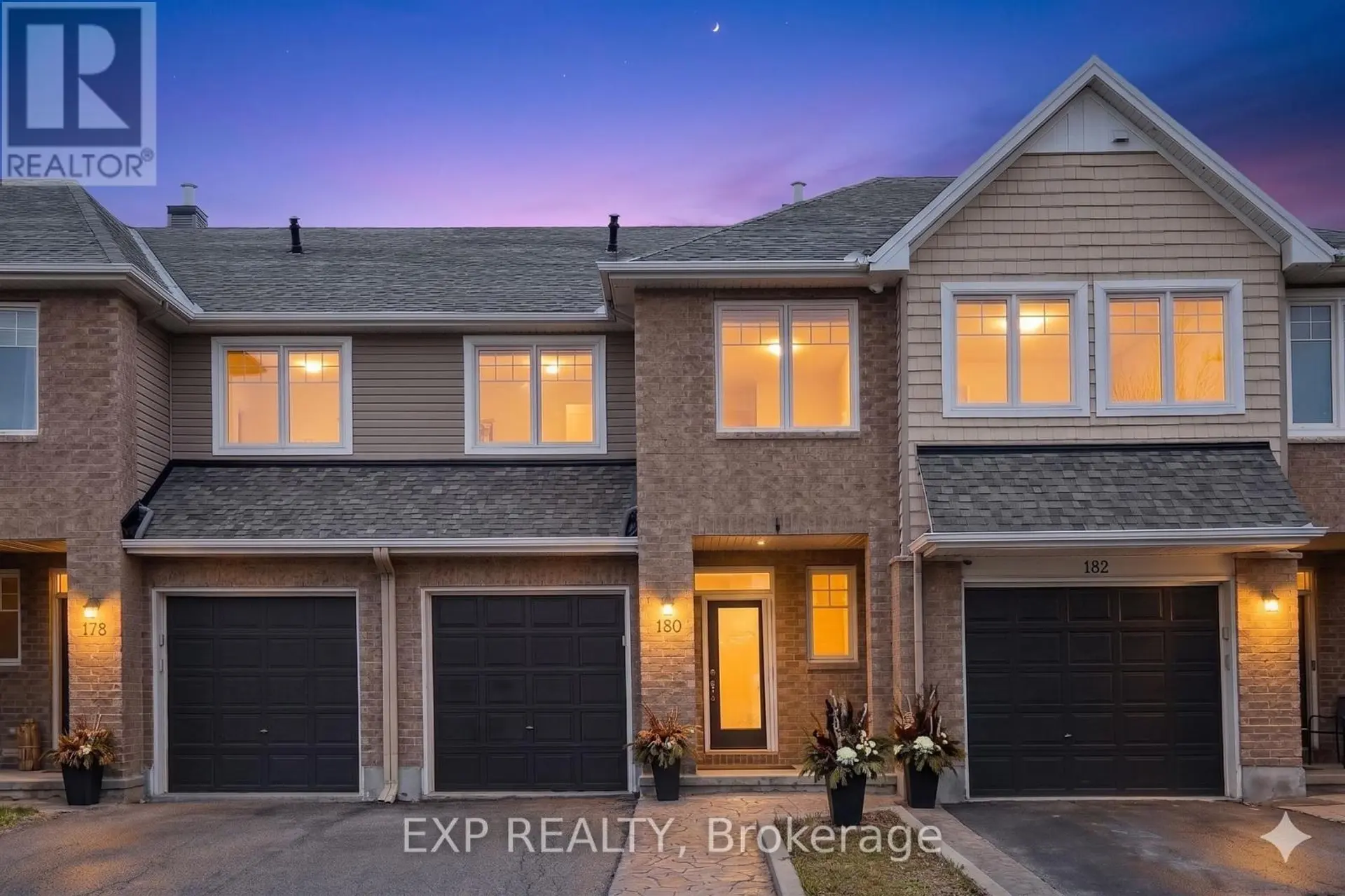 180 FLAT SEDGE CRESCENT - Image 1