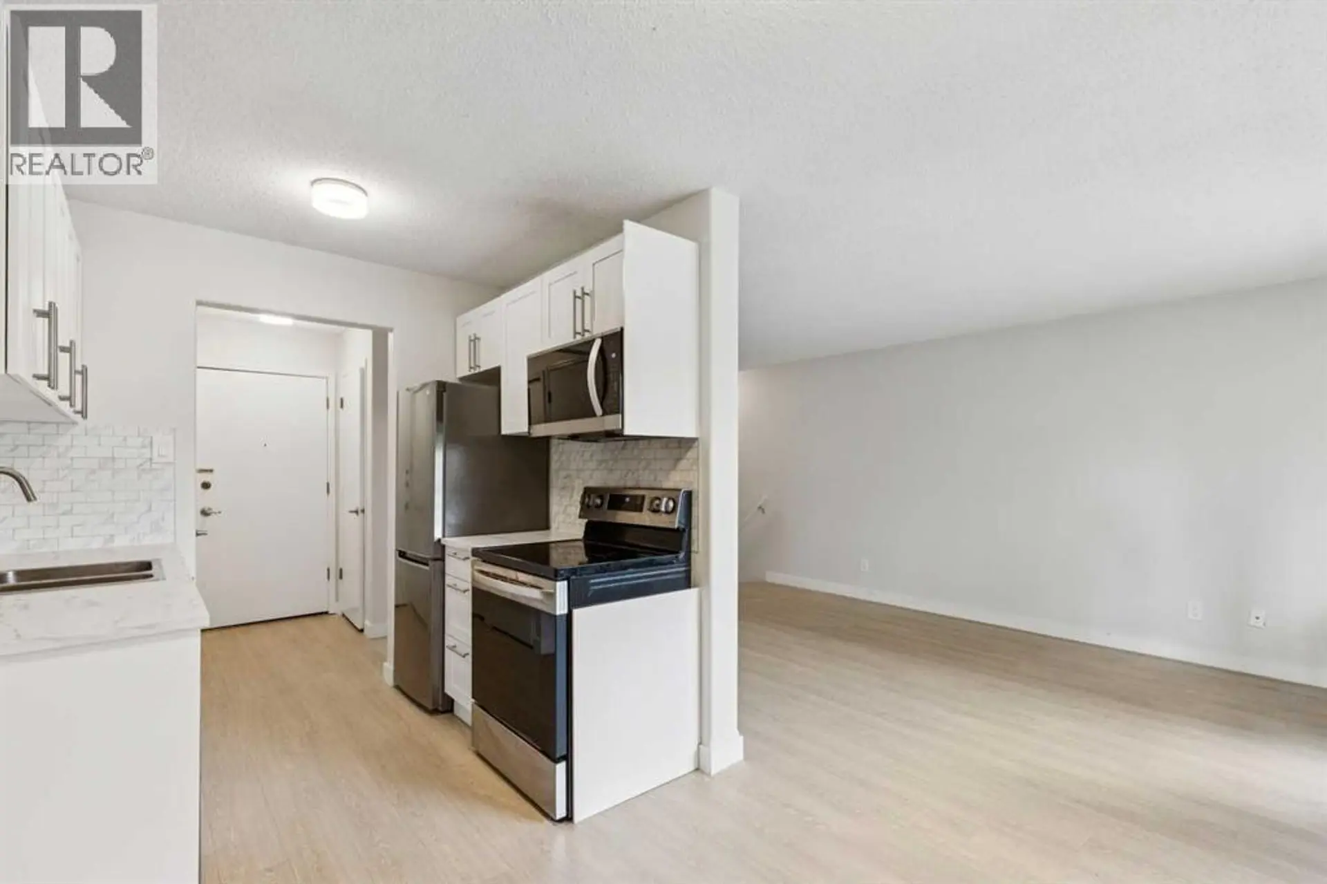 #17 3519 49 Street NW - Image 4