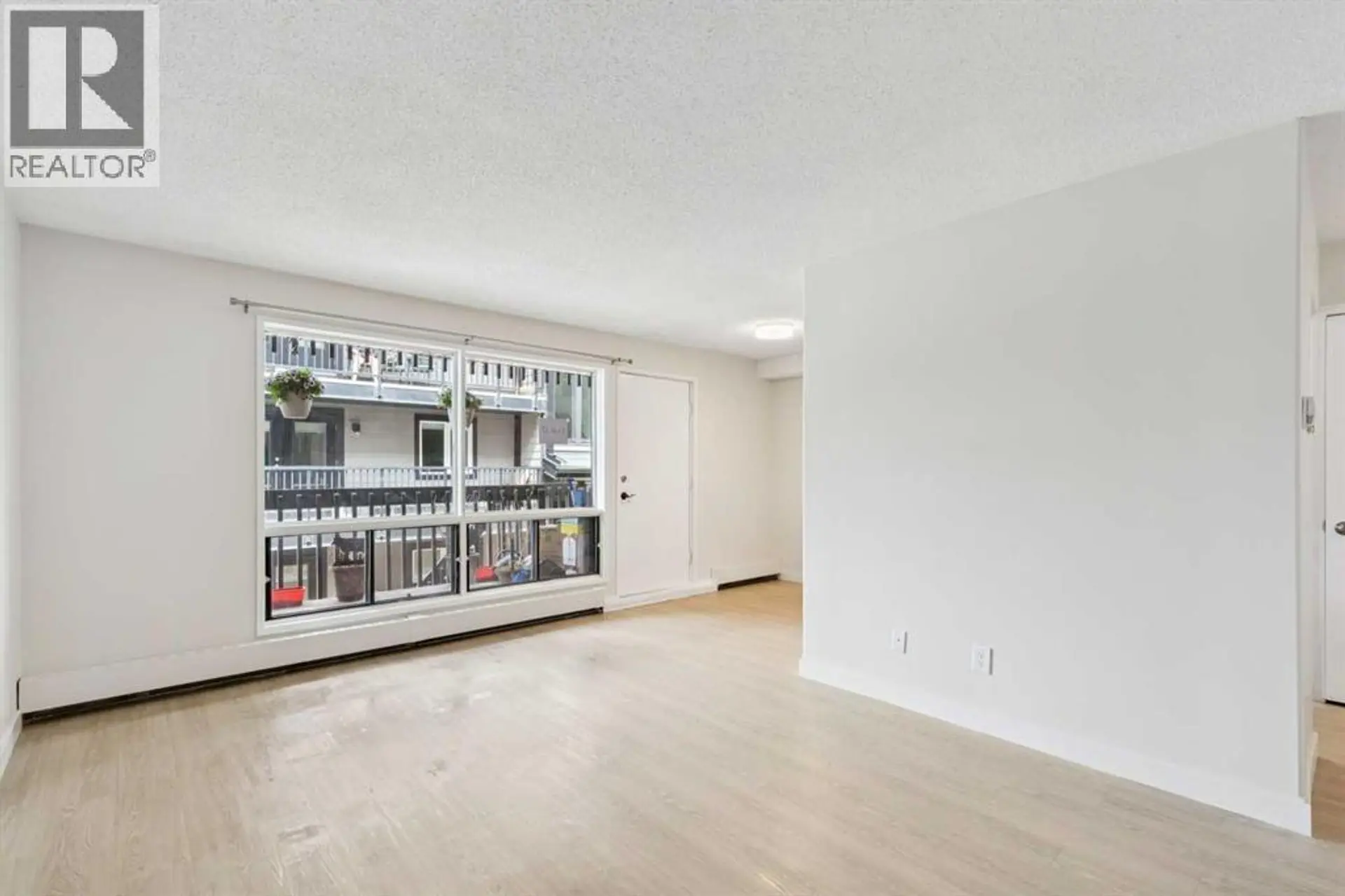 #17 3519 49 Street NW - Image 12