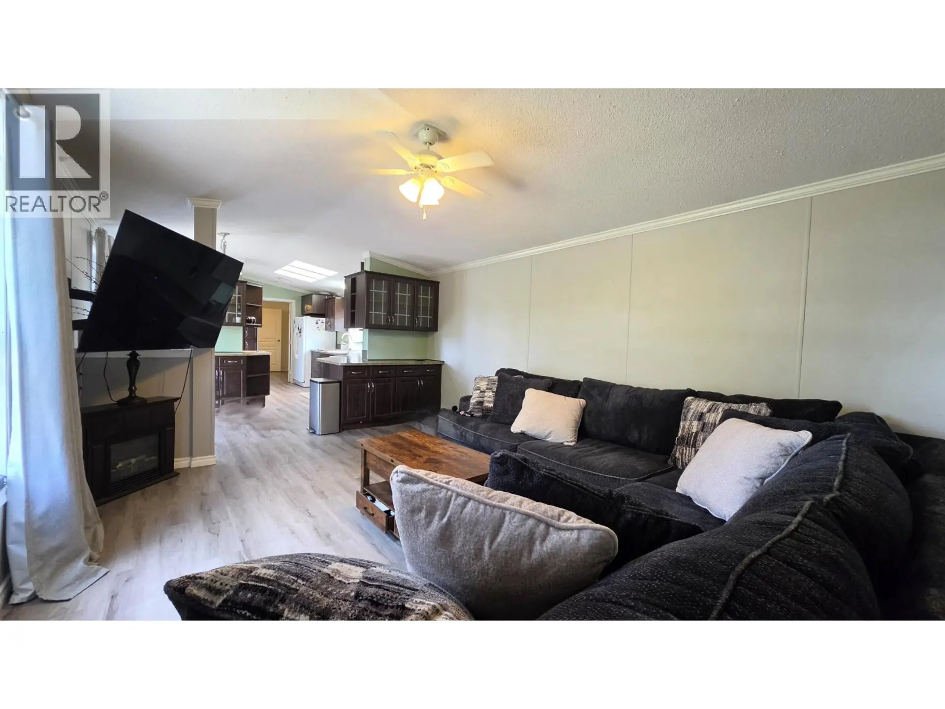 326 N BLACKBURN ROAD - Image 3