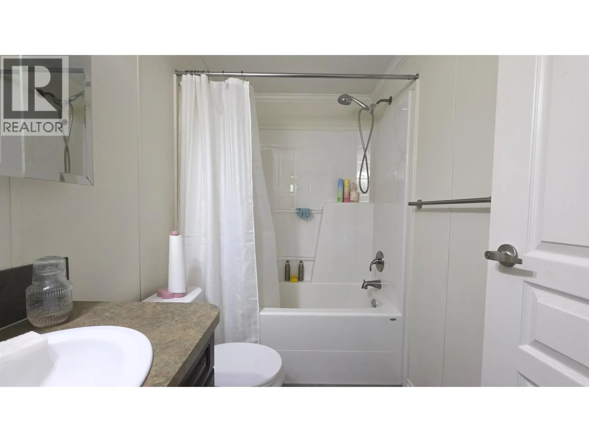 326 N BLACKBURN ROAD - Image 9