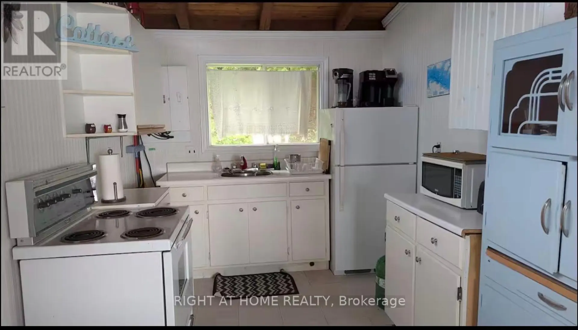 46 SANDY BAY ROAD - Image 15
