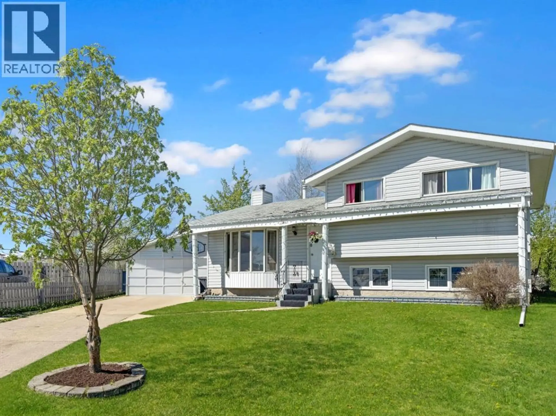 11414 NORRIS Crescent - Image 1