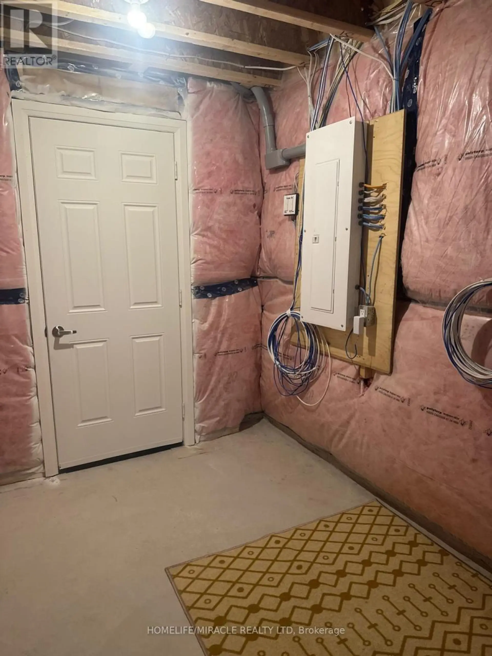35 RUMI COURT - Image 15