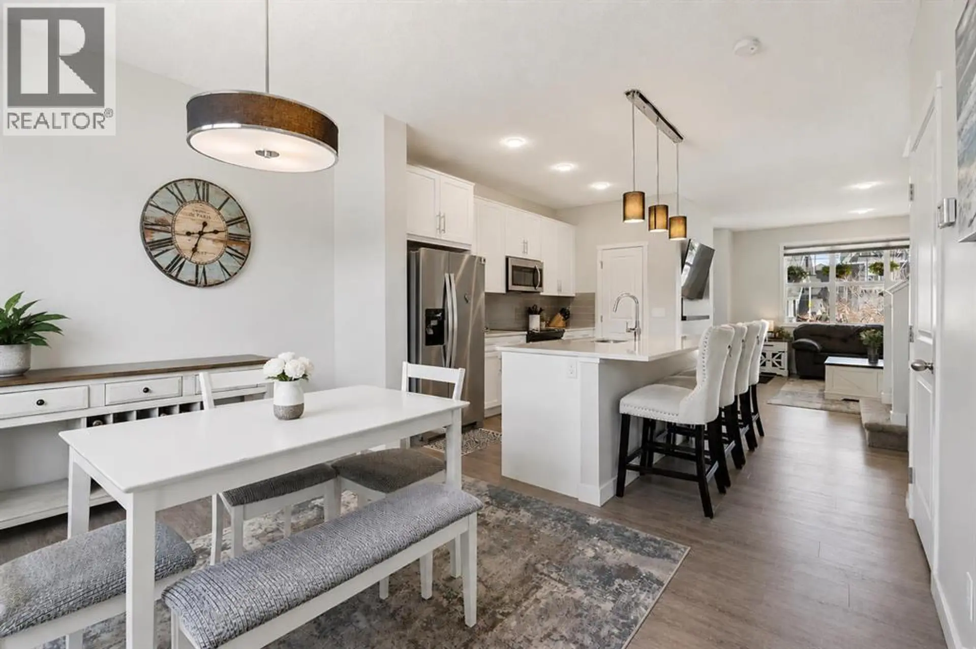 267 Sundown Road W - Image 1