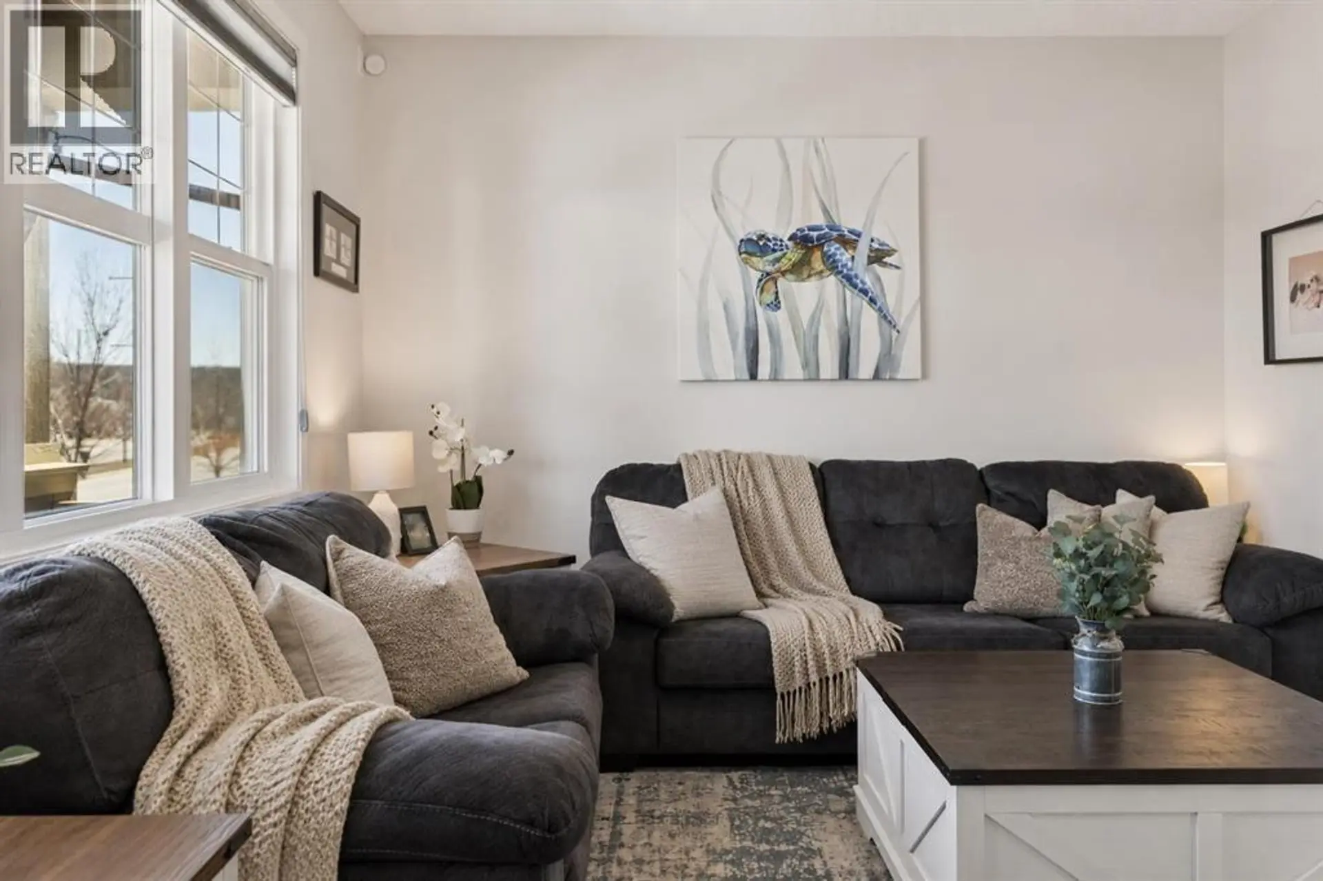 267 Sundown Road W - Image 5
