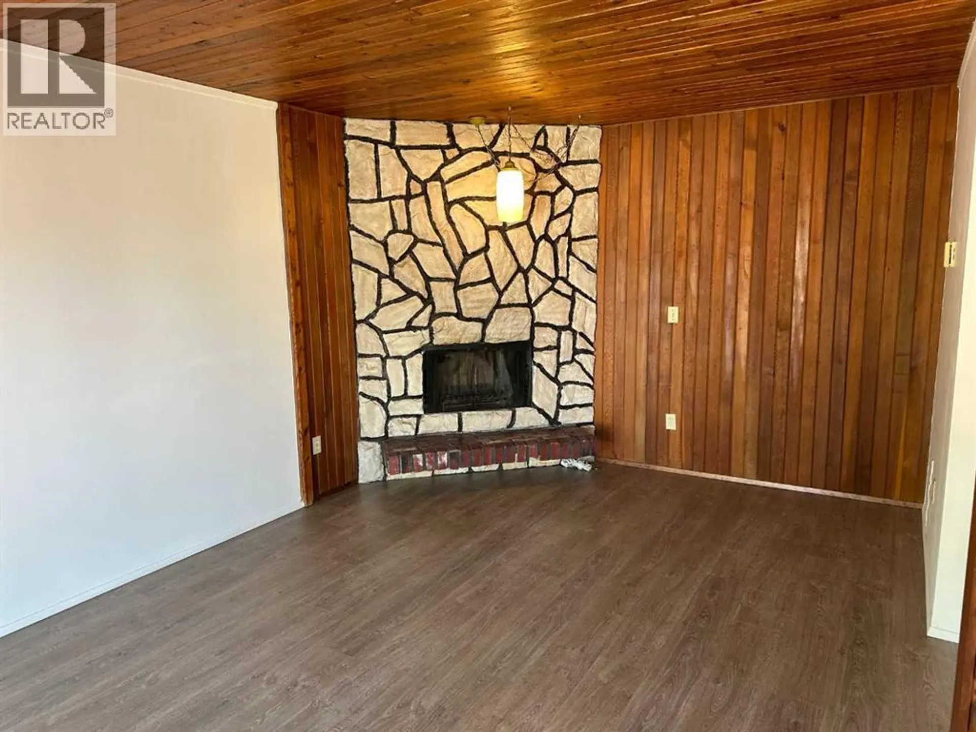 12 Huntley Close NE - Image 17