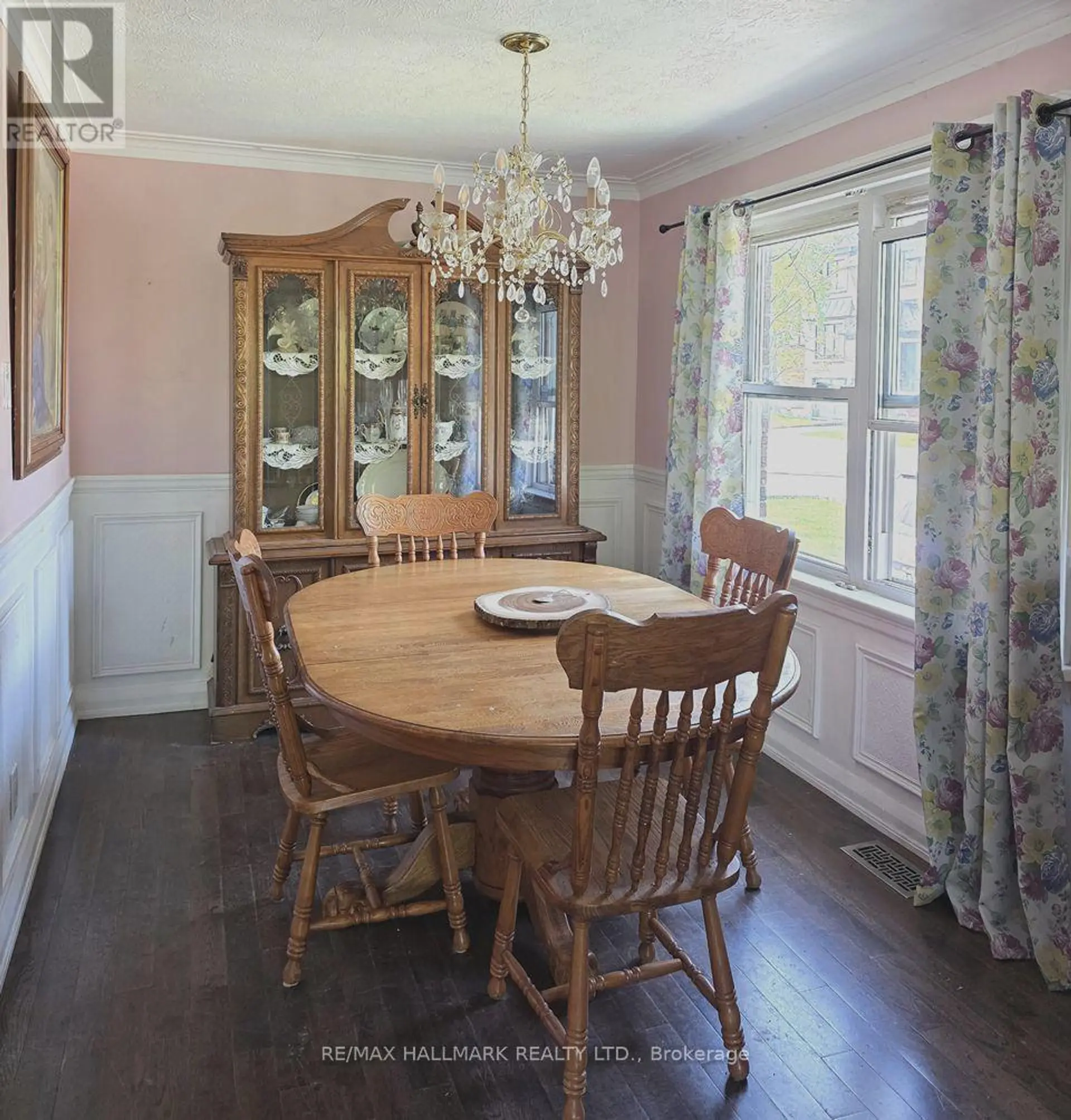 115 LANKIN BOULEVARD - Image 2
