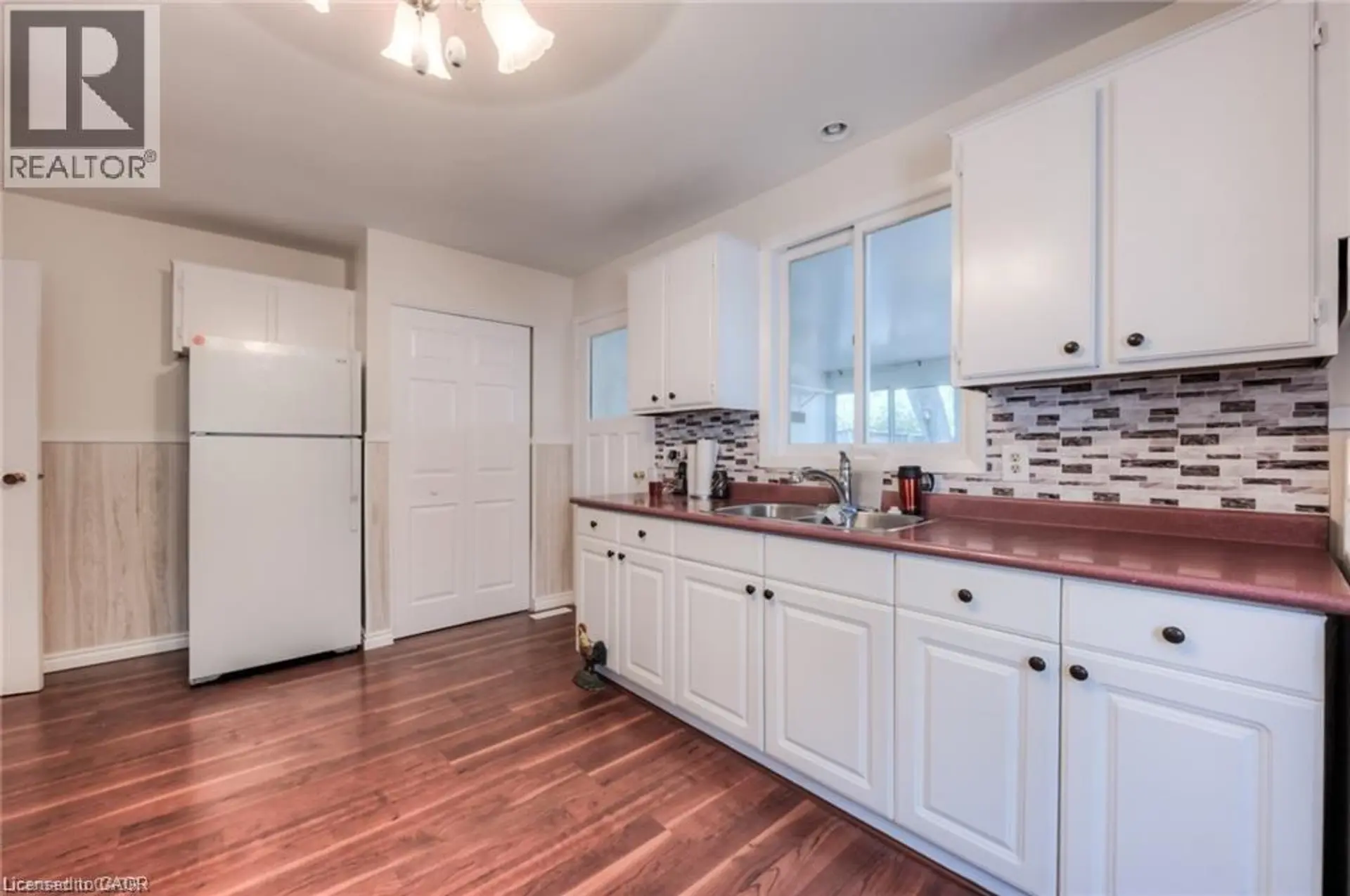 #B 74 LILLIAN Drive - Image 7