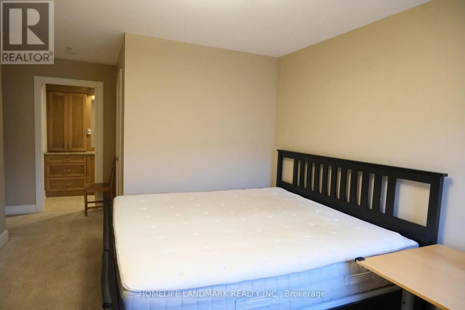 #408 320 SUGARCREEK TRAIL - Image 8
