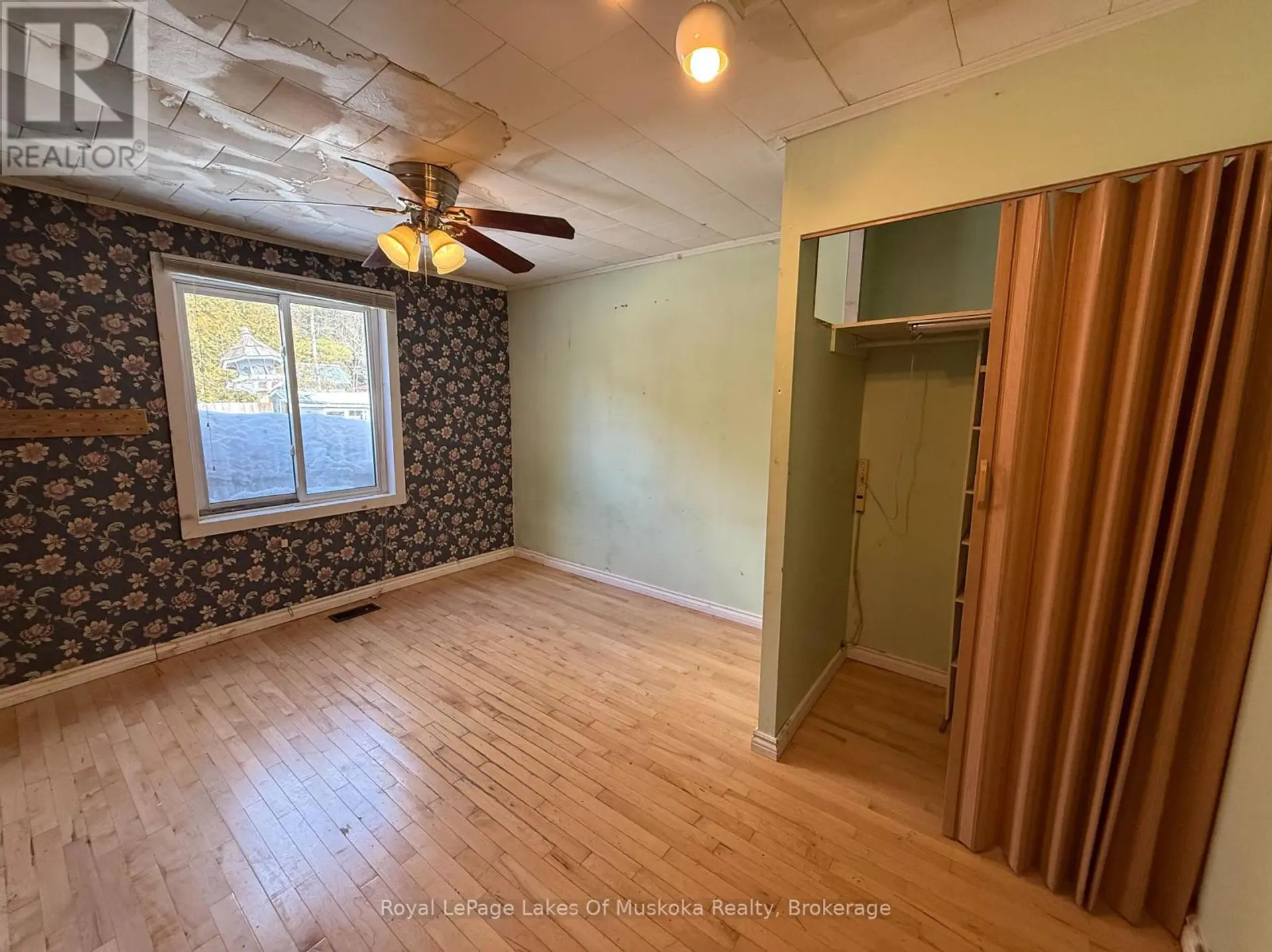 1071 NAISMITH ROAD - Image 10