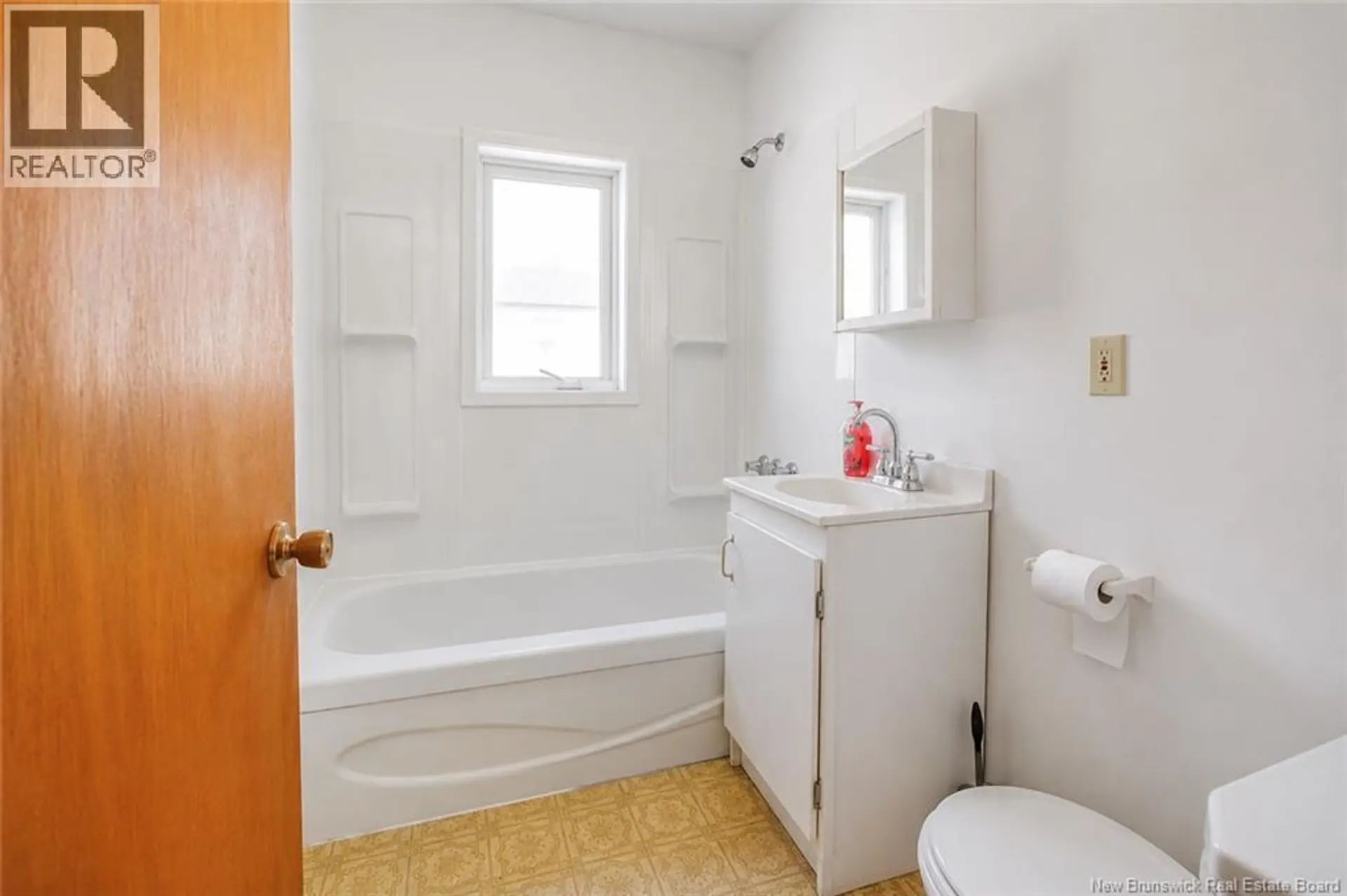 69 Bellevue - Image 10