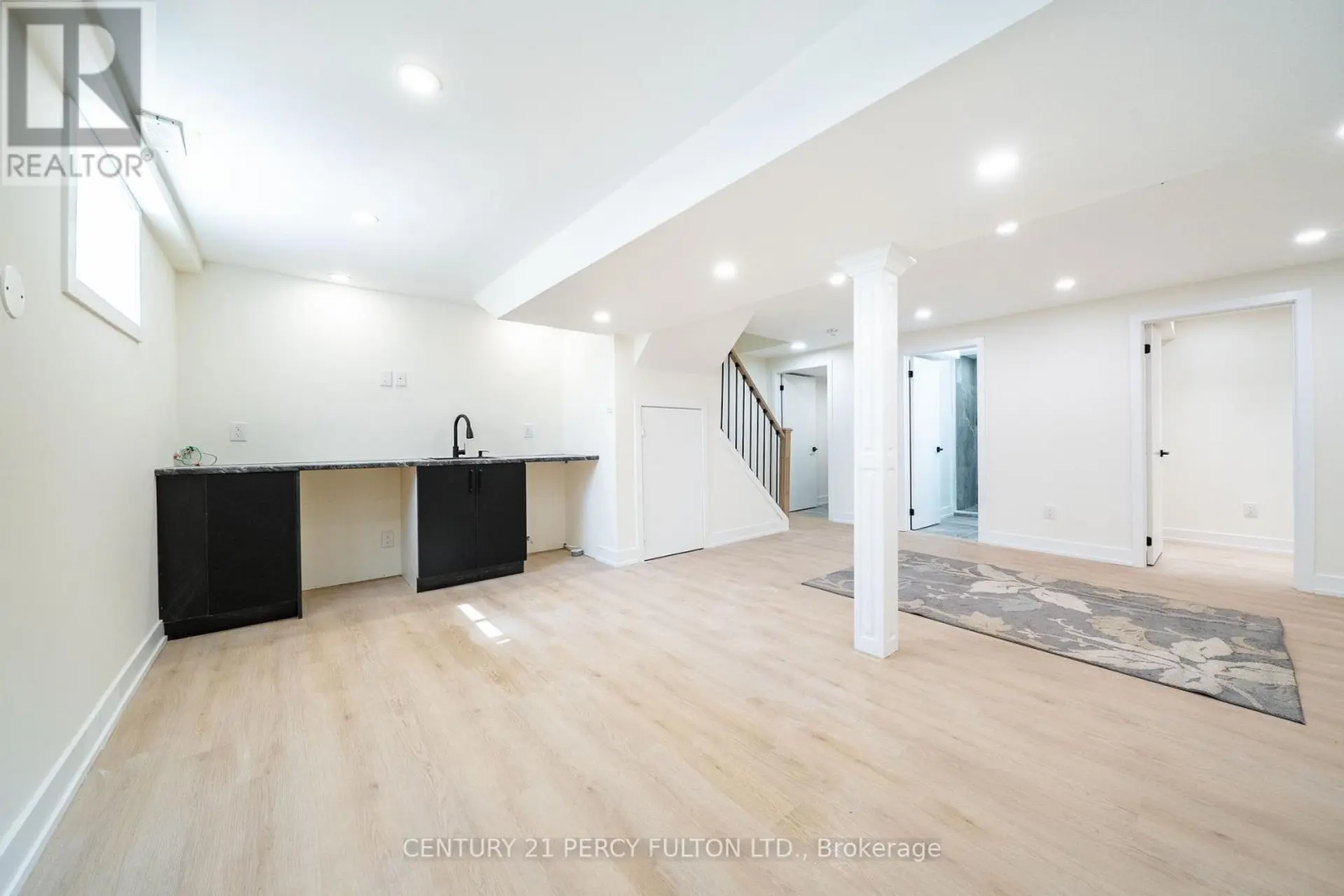 1611 GETA CIRCLE - Image 18
