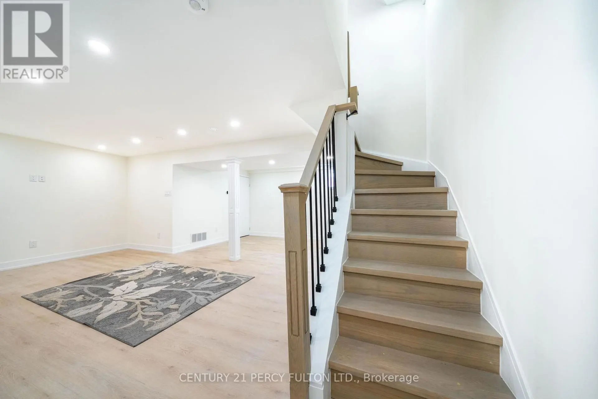 1611 GETA CIRCLE - Image 15