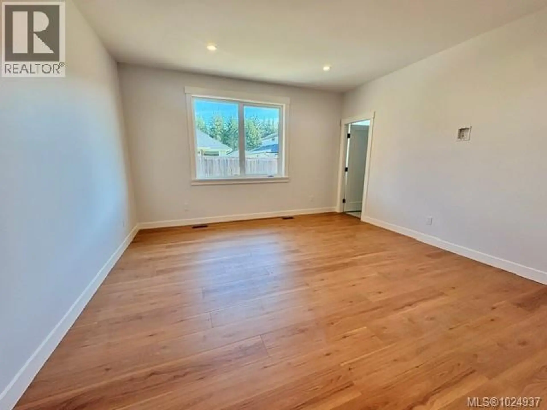762 Sitka St - Image 8