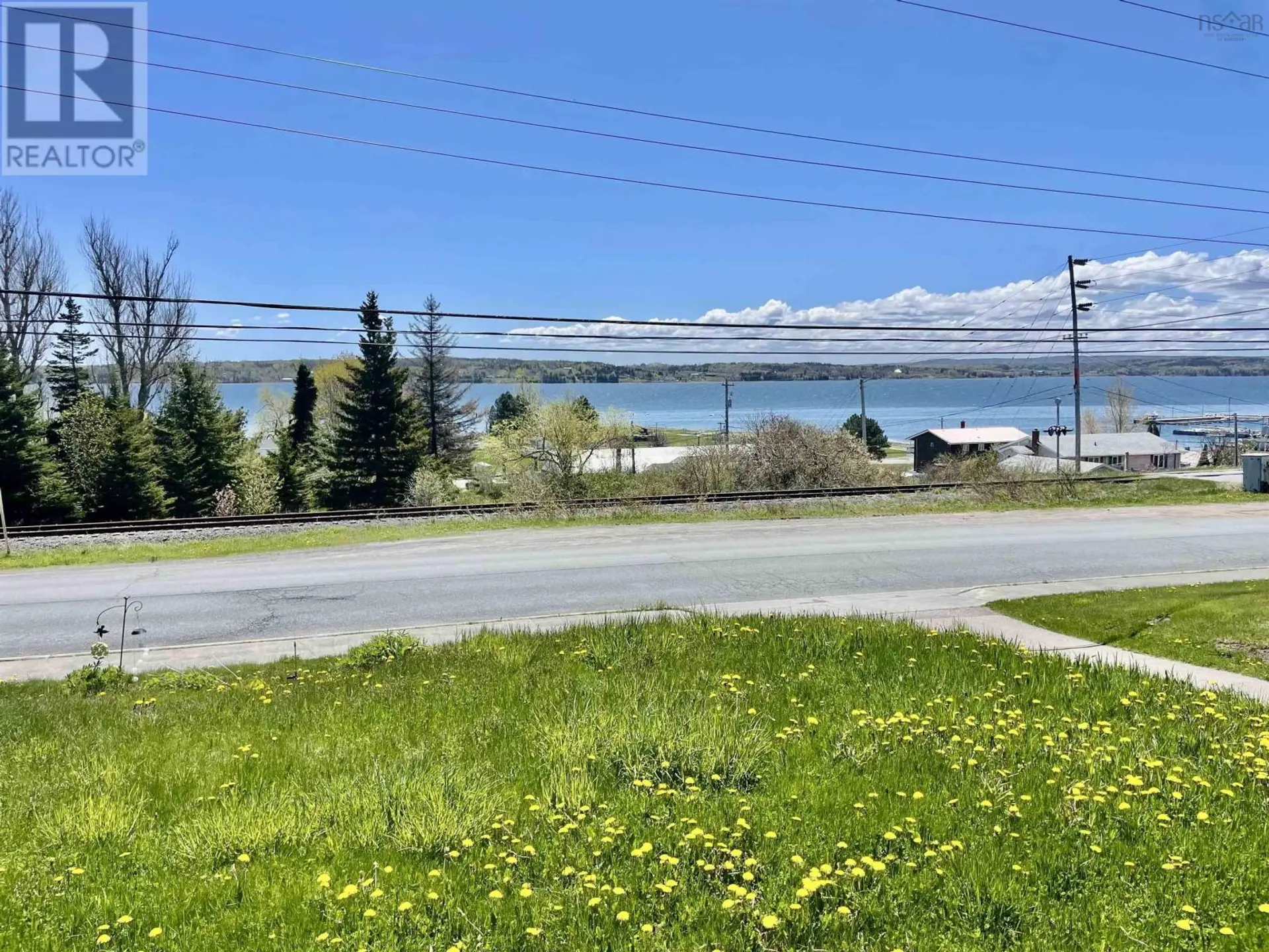 91 Meech Avenue - Image 3