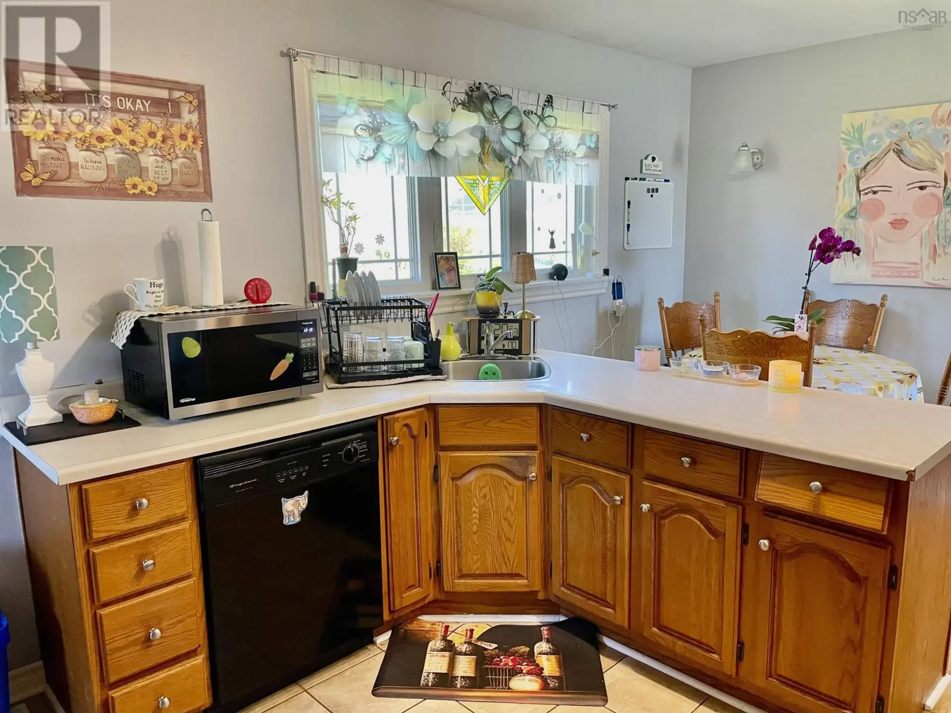 91 Meech Avenue - Image 5