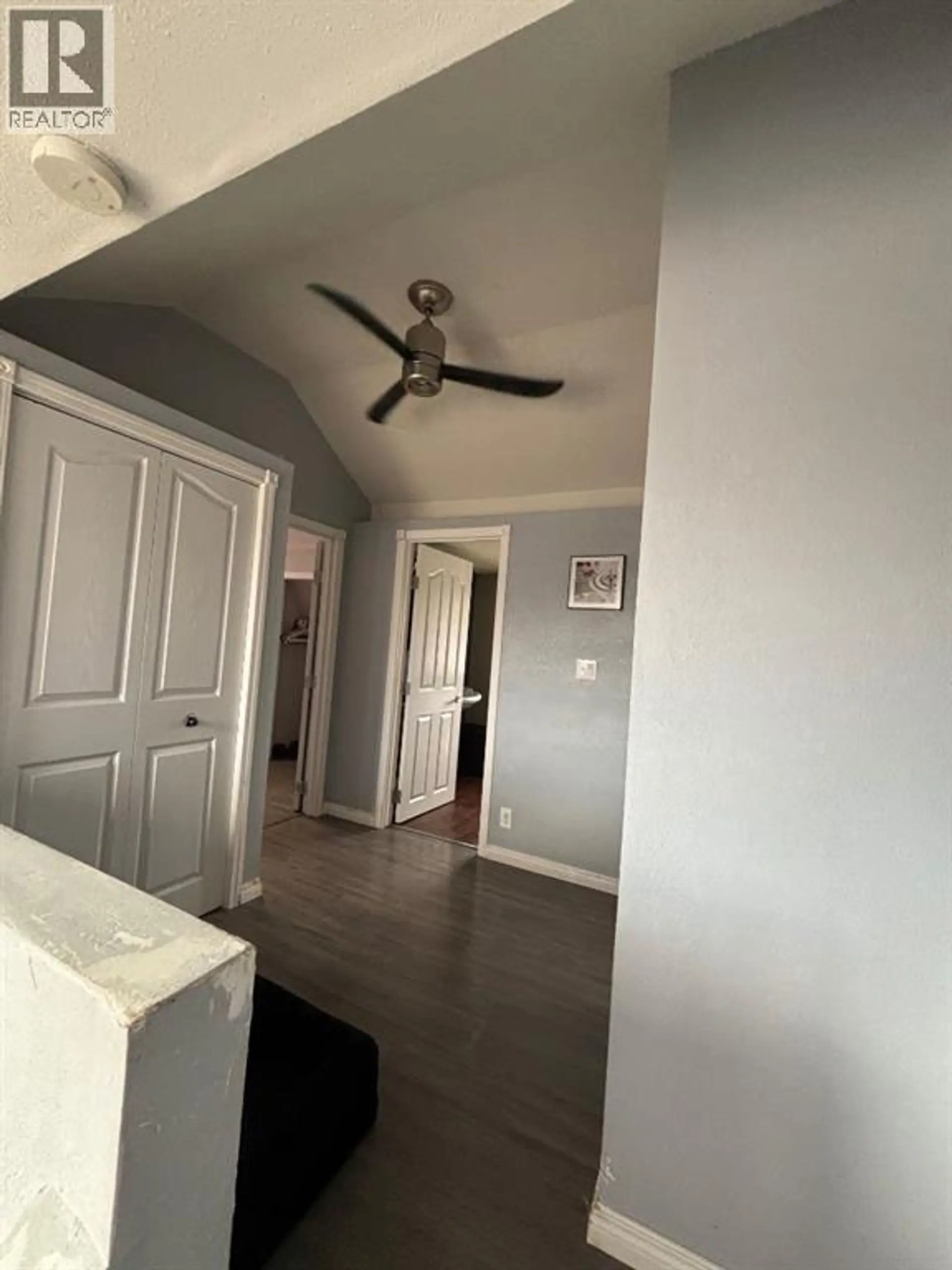 231 14 Street N - Image 8
