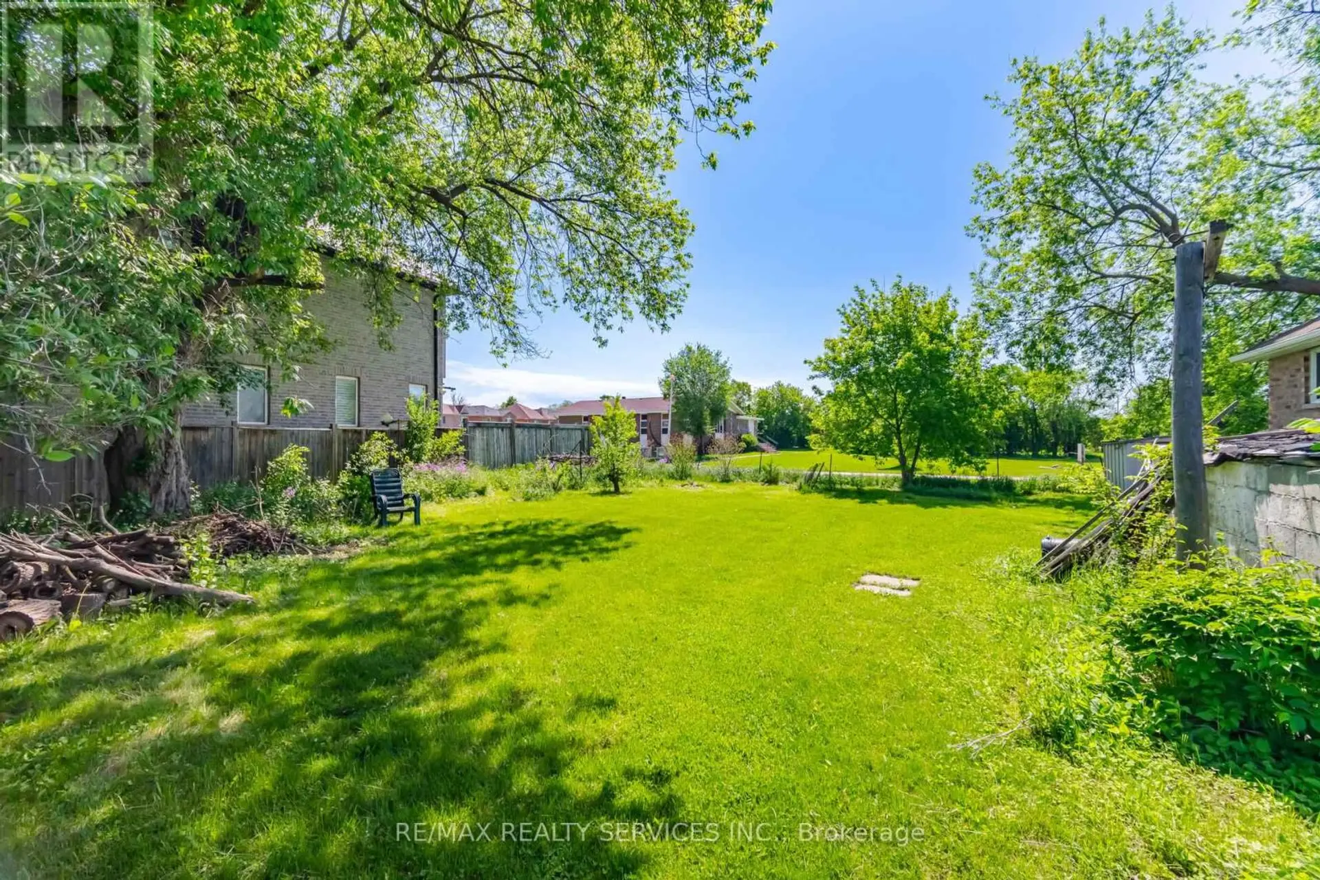 44 MCLAUGHLIN ROAD S - Image 10