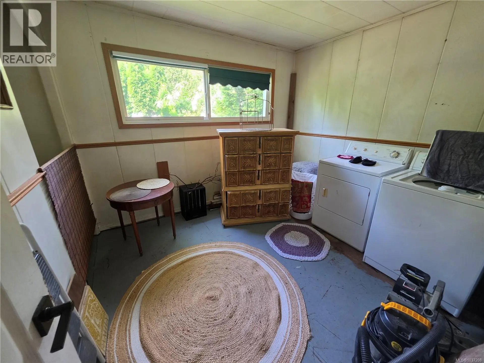 713 Victoria Rd - Image 8