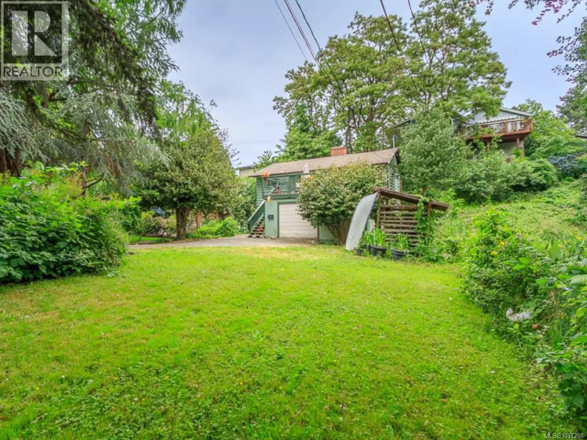 713 Victoria Rd - Image 4