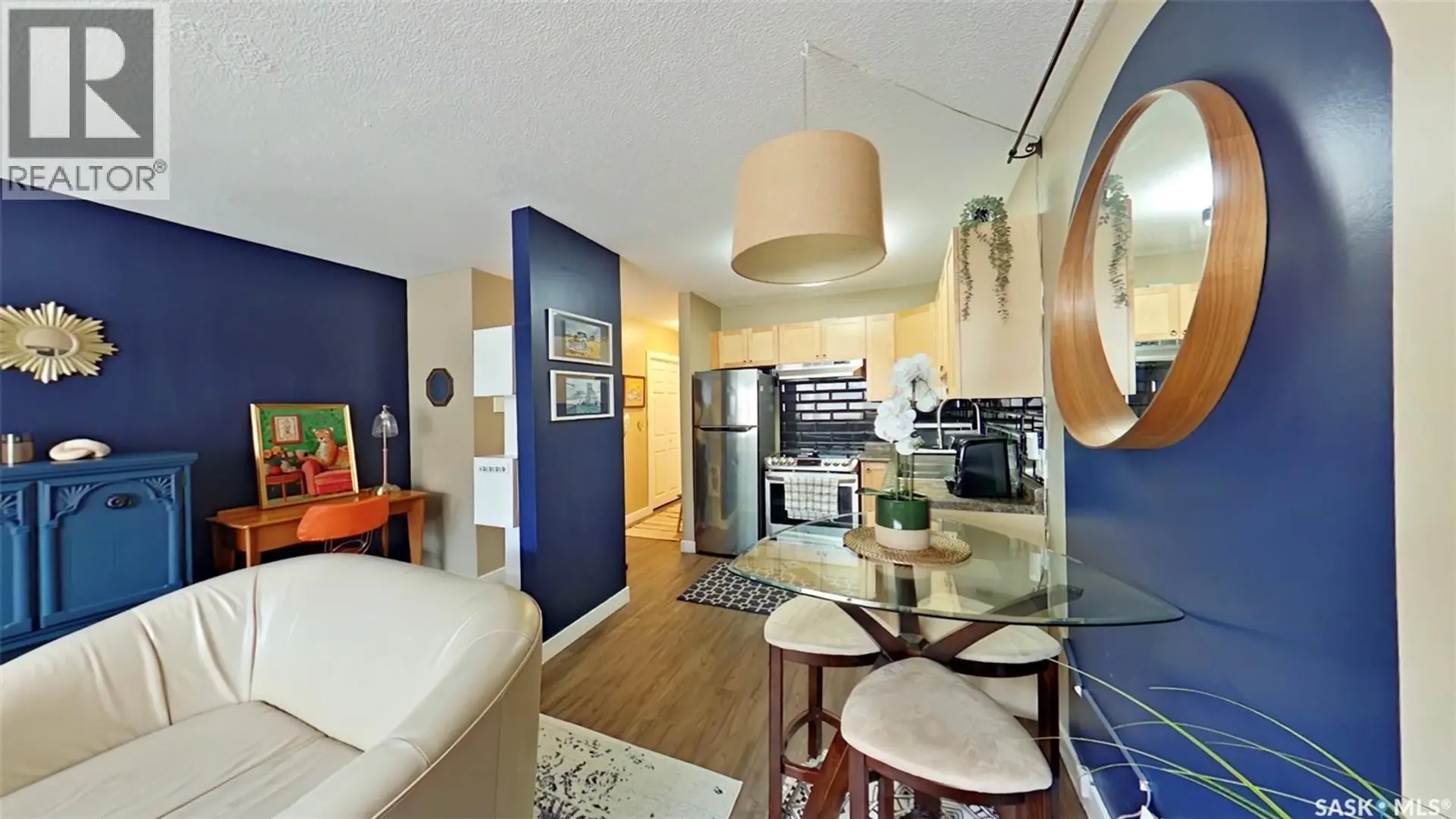 #2 2358 Rae STREET - Image 6