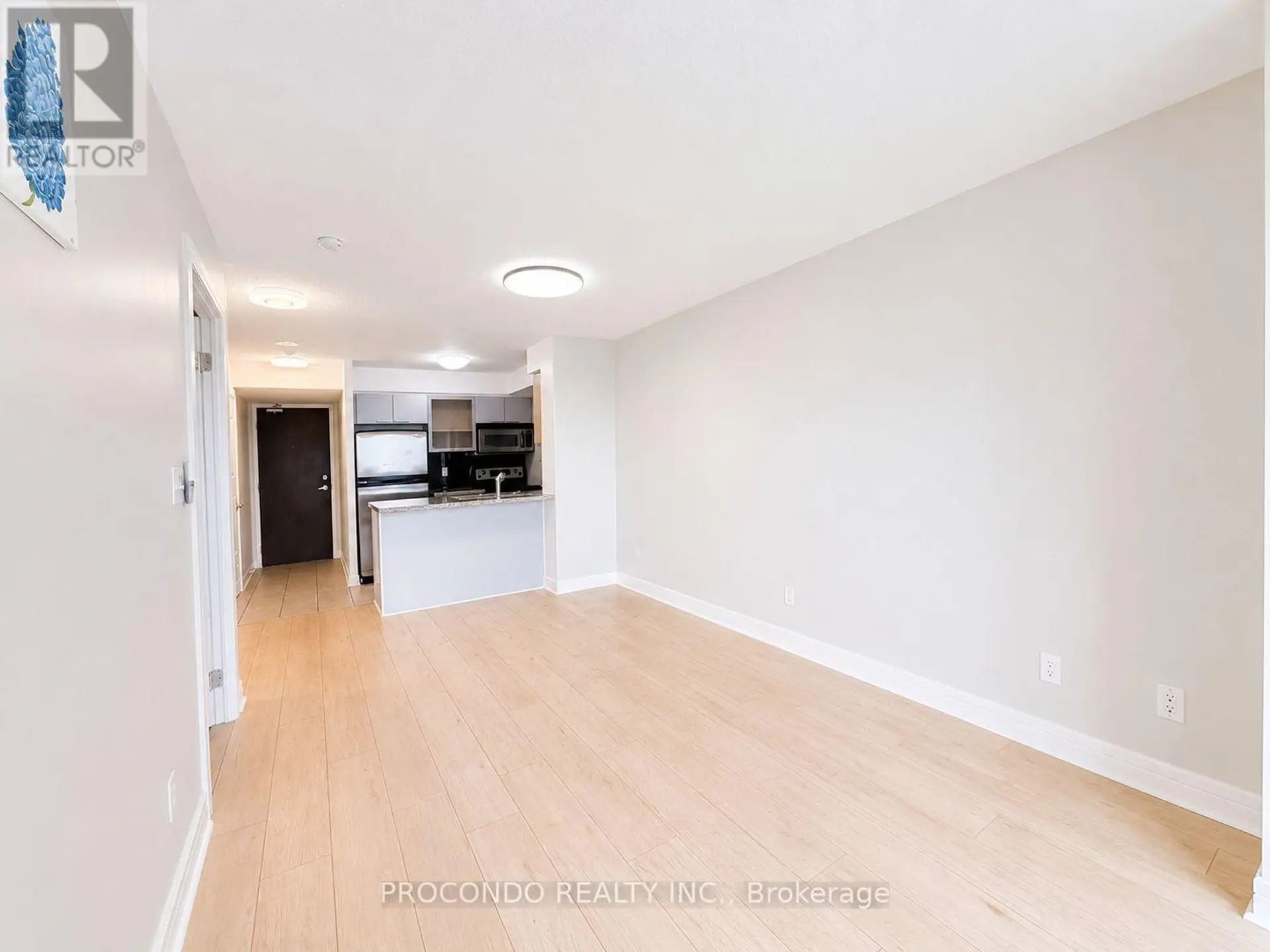 #509 18 HARRISON GARDEN BOULEVARD - Image 5