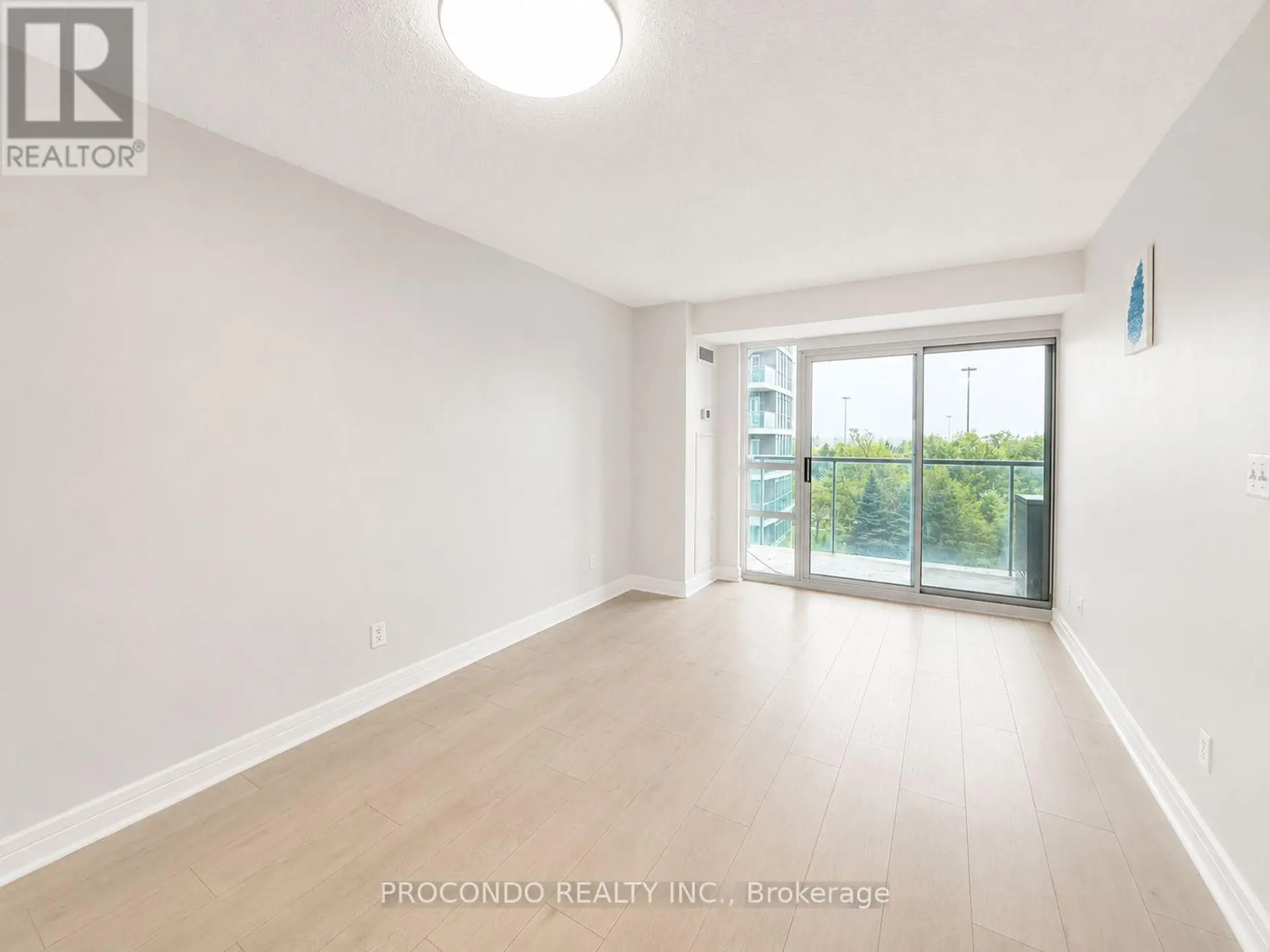 #509 18 HARRISON GARDEN BOULEVARD - Image 7