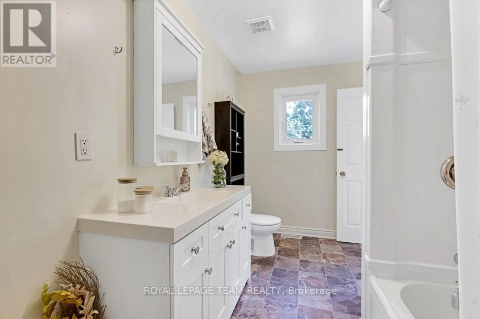8133 COUNTY RD 44 ROAD - Image 14