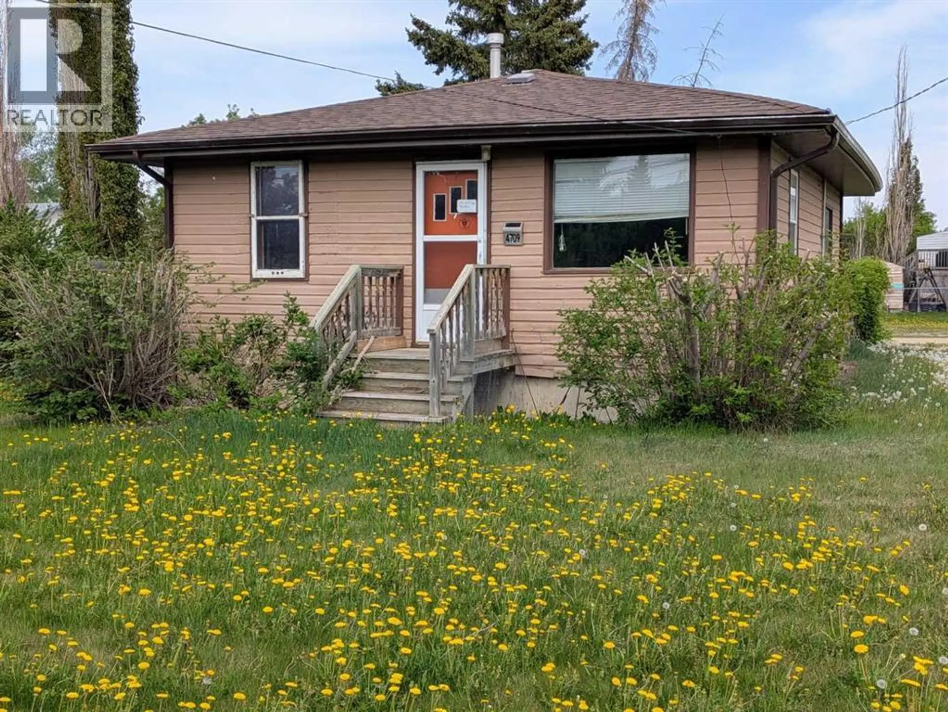 4709 46 Street - Image 1