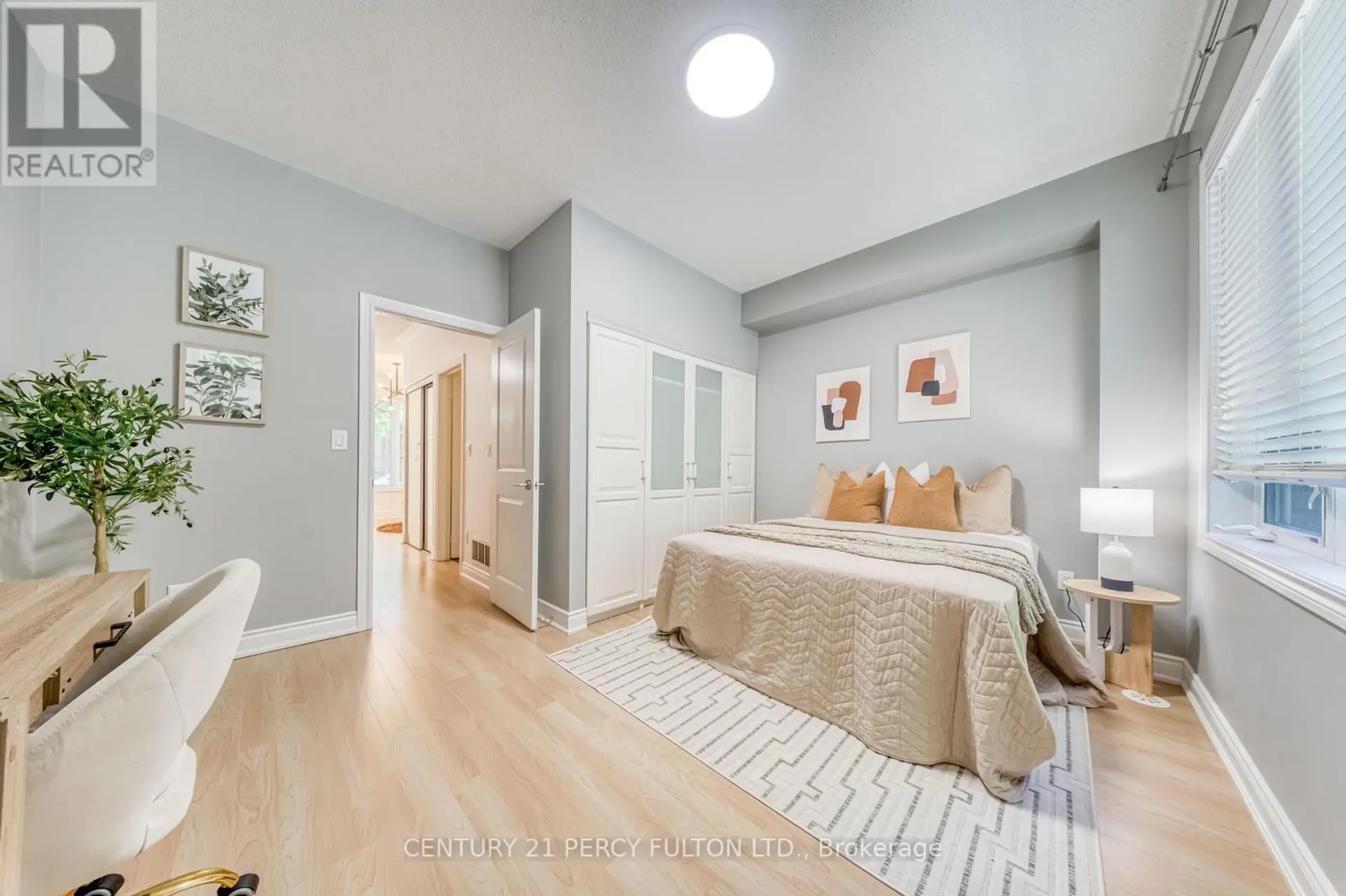 #21 259 SOUTH PARK ROAD - Image 16
