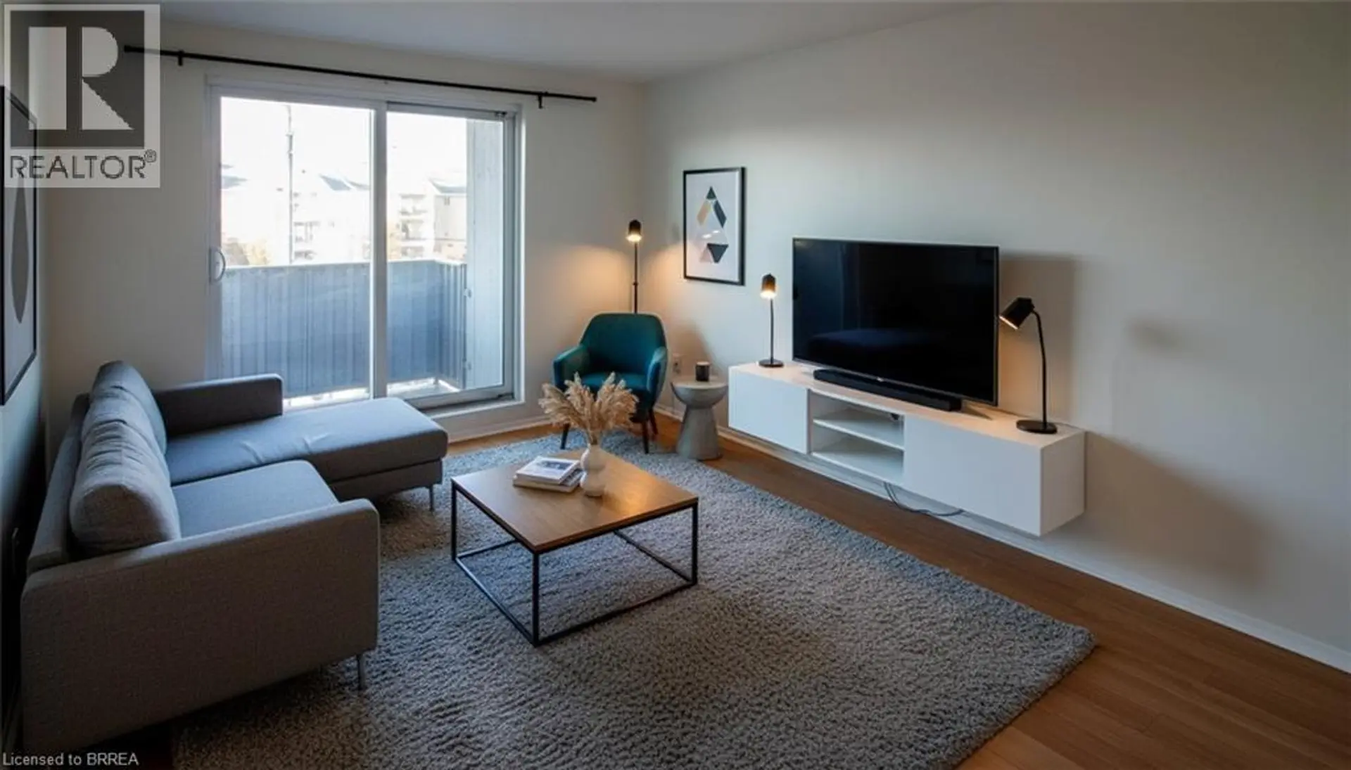 #304 1100 JALNA Boulevard - Image 5