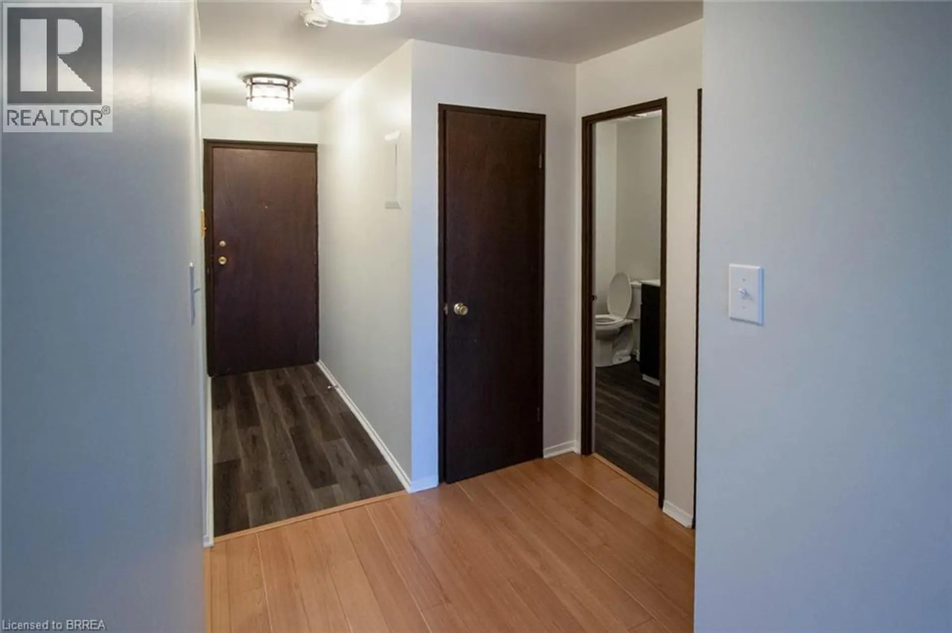 #304 1100 JALNA Boulevard - Image 9