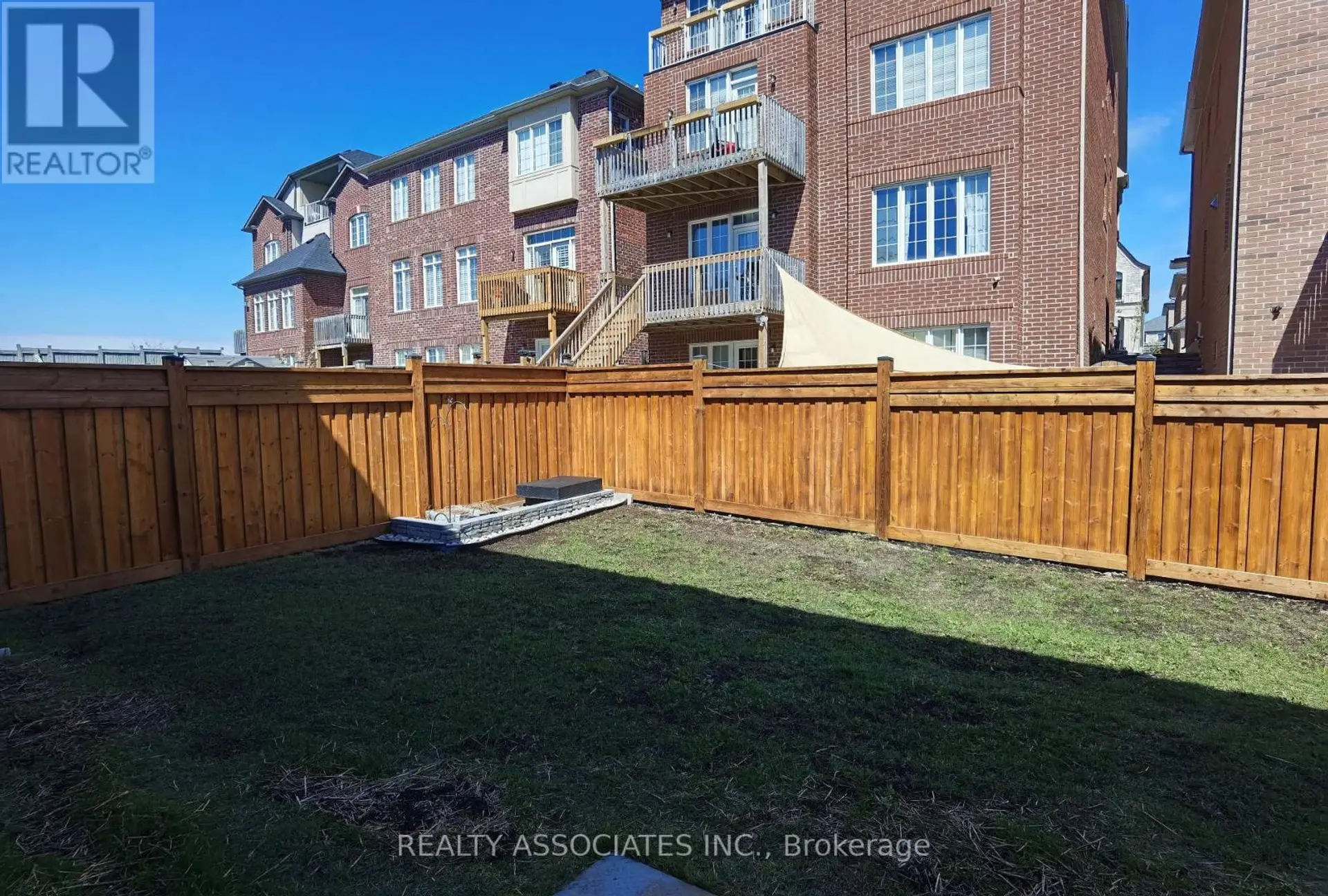 50 STRONG AVENUE - Image 14