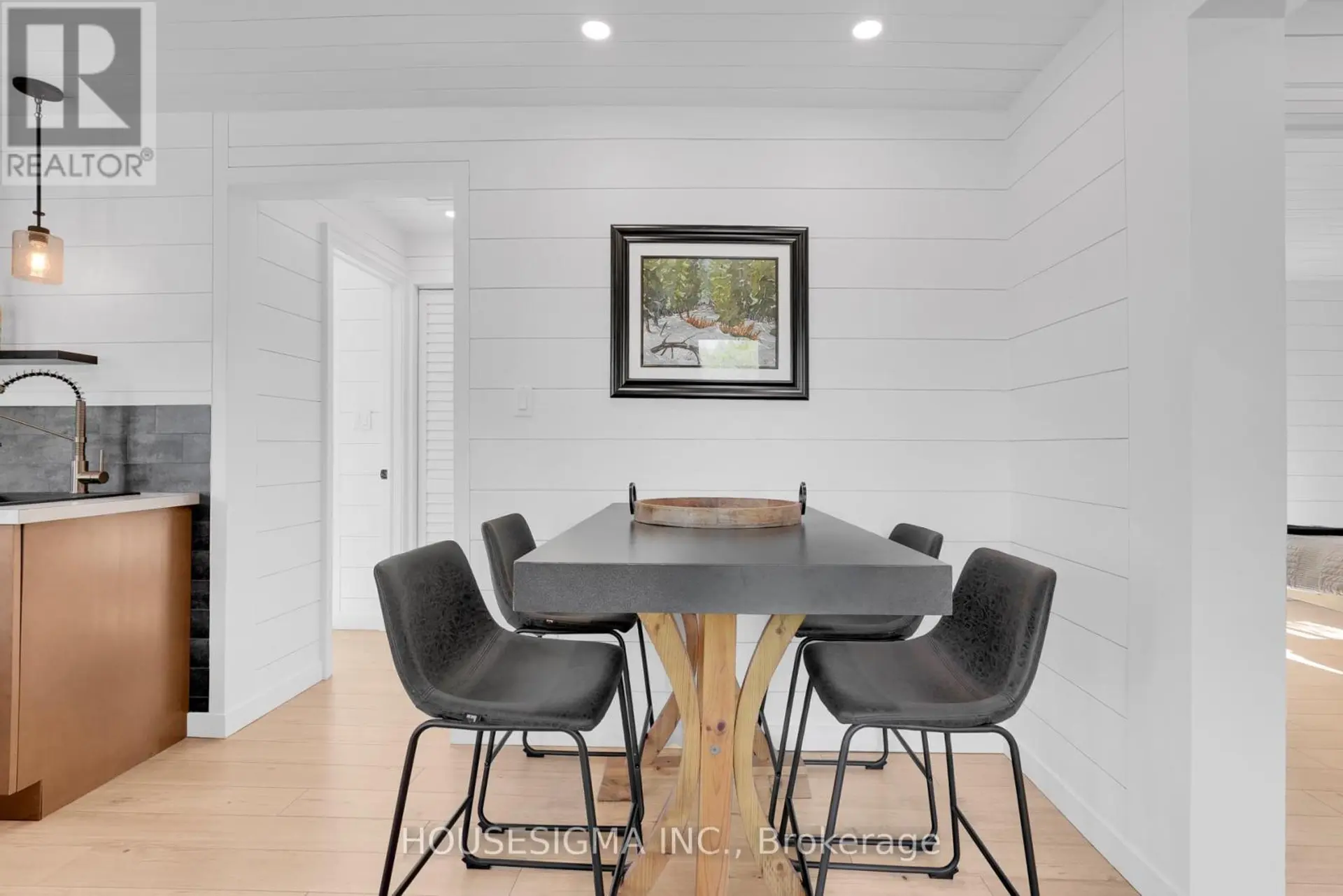 8150 LAIDLAW AVENUE - Image 10