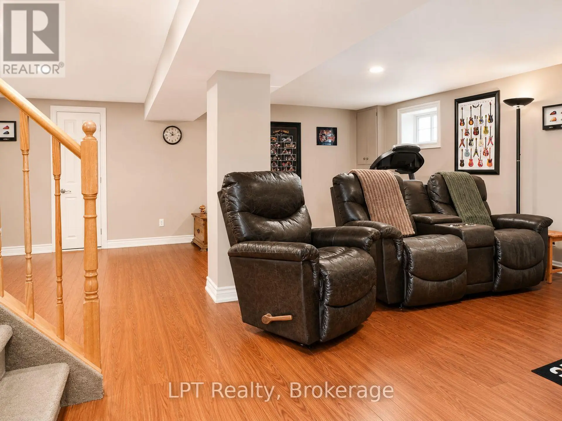 256 FAREWELL STREET - Image 13