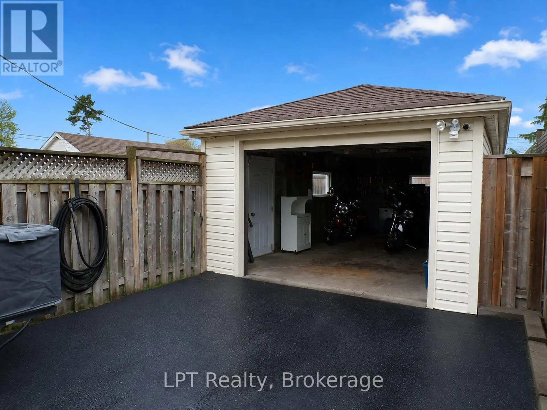 256 FAREWELL STREET - Image 17