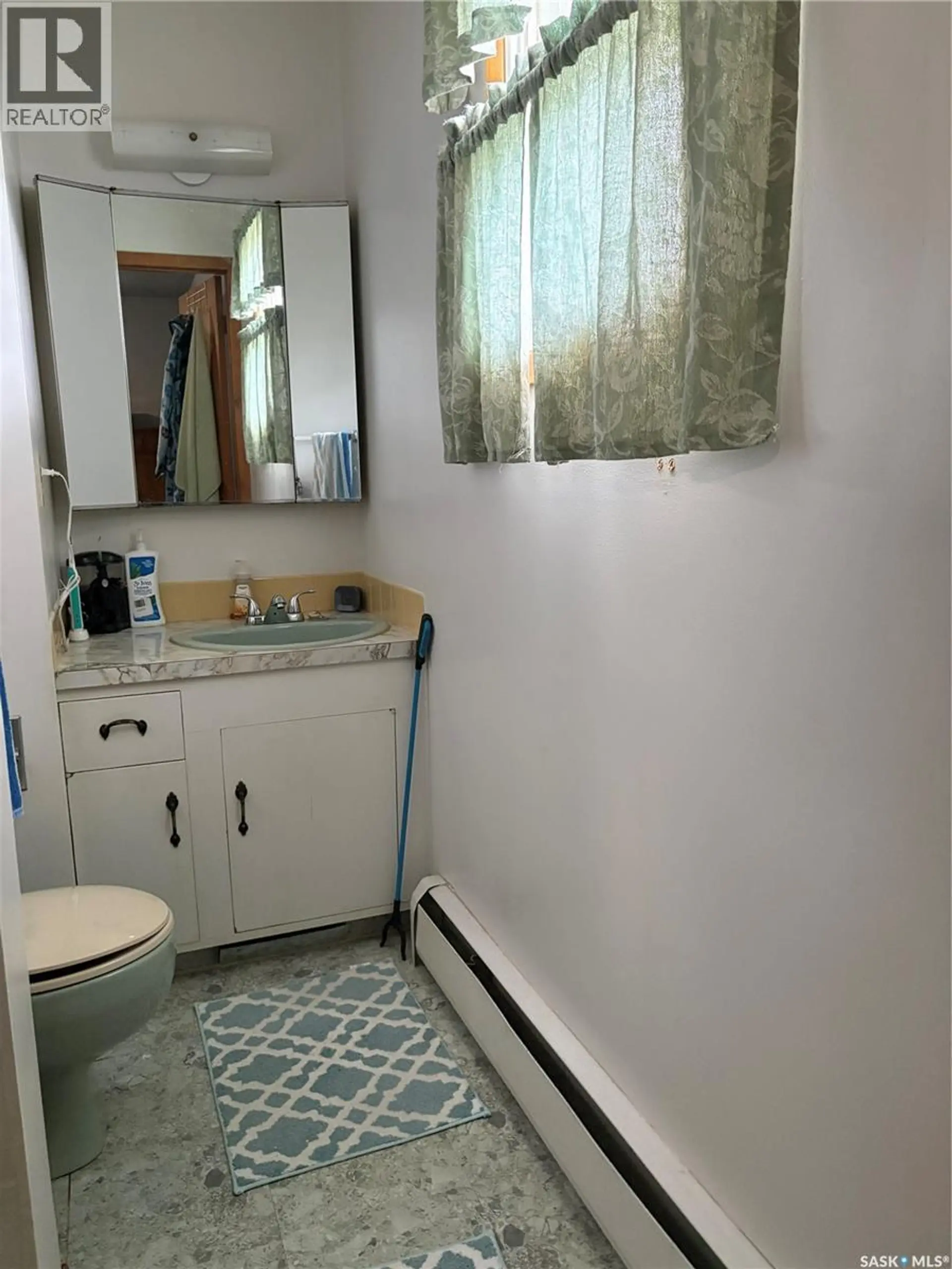 1058 MONTAGUE STREET - Image 14