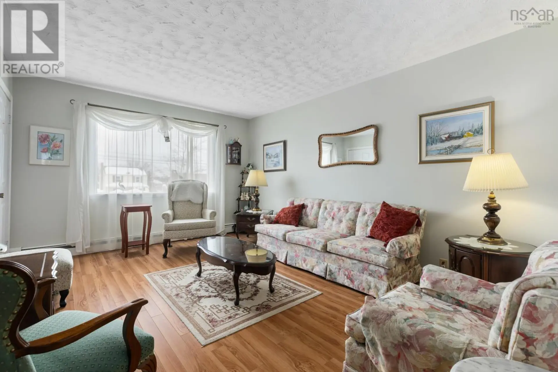 2883 Connaught Avenue - Image 5