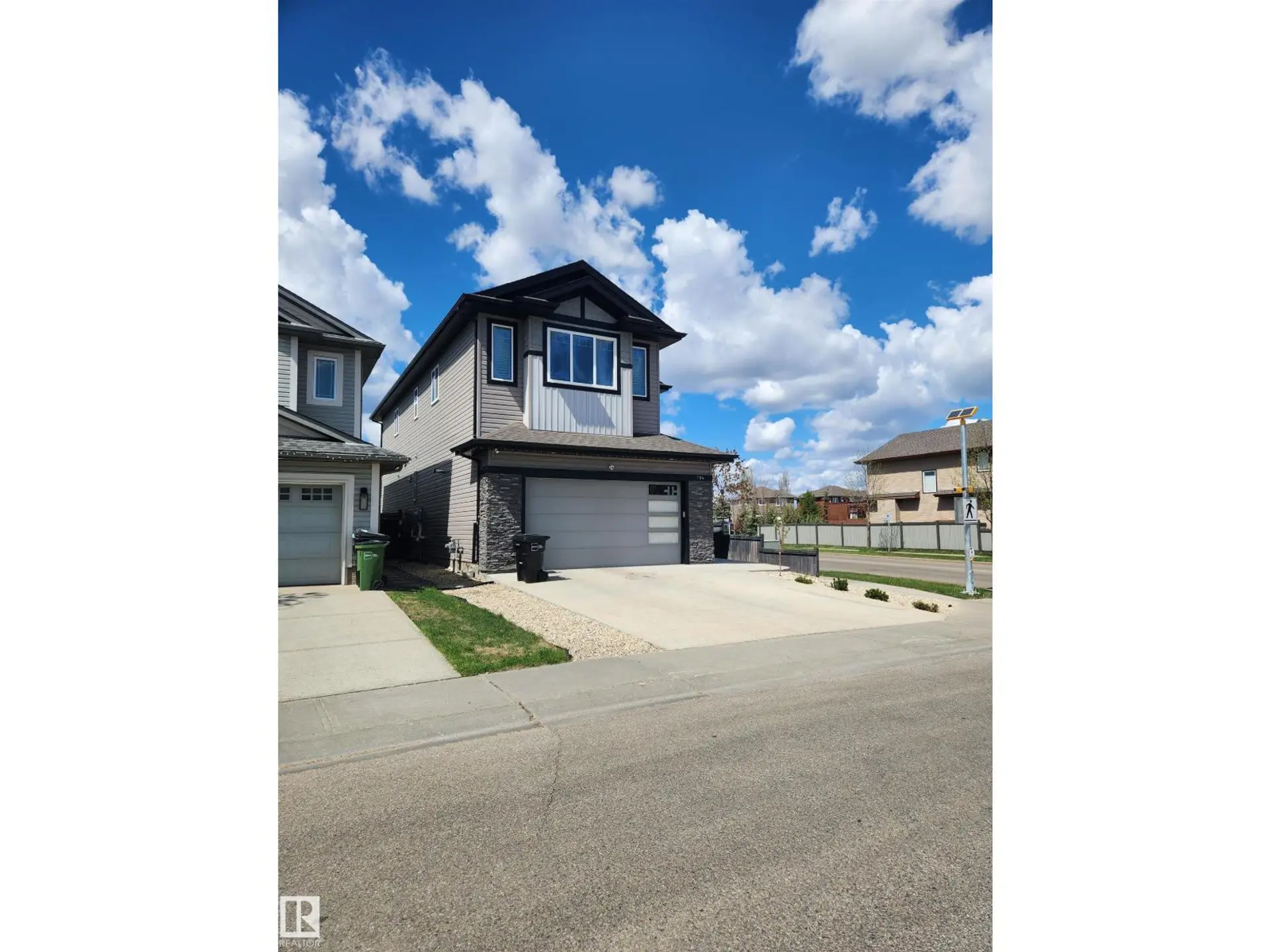 704 172 ST SW - Image 2