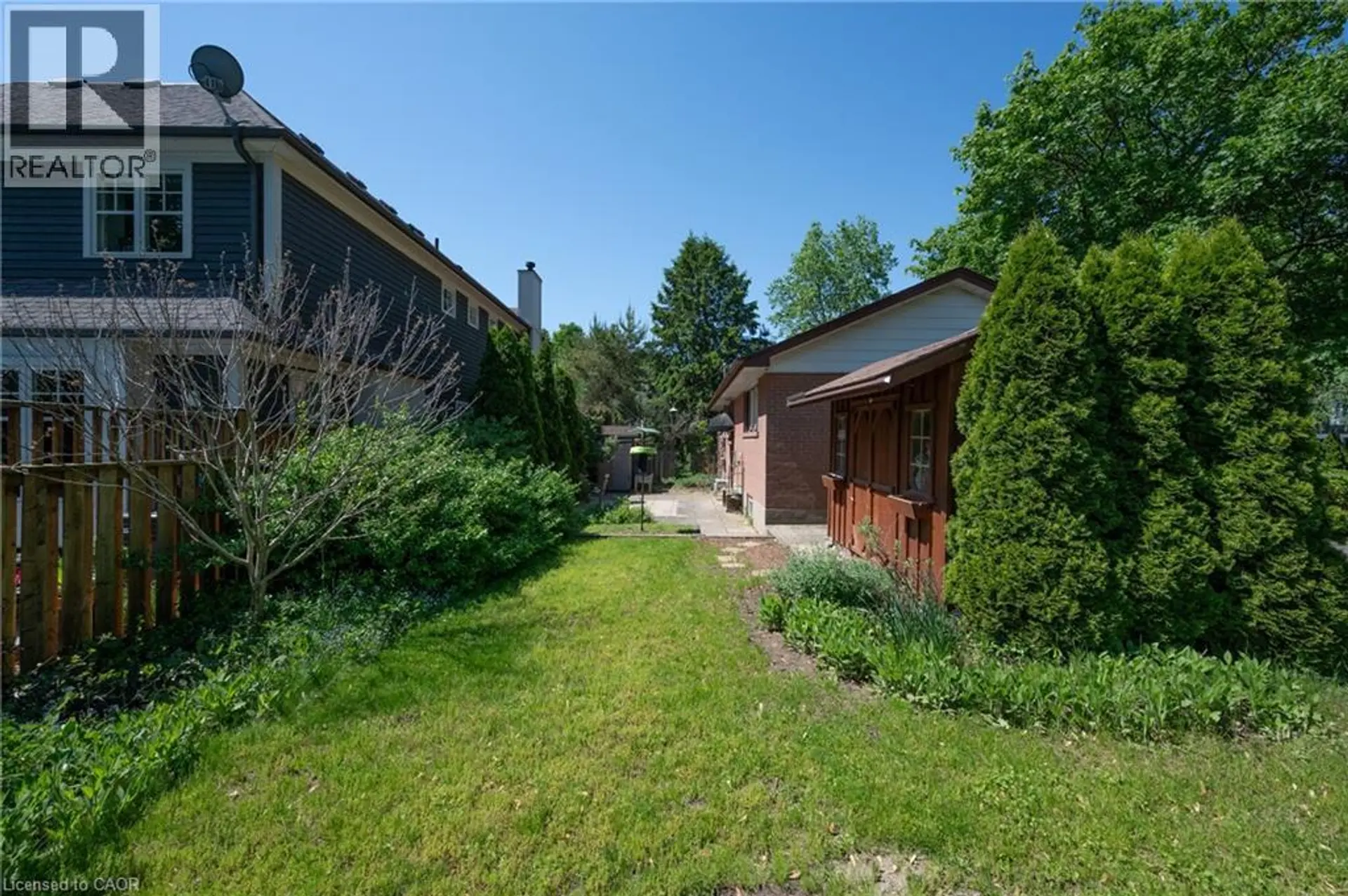 1304 AVON Crescent - Image 9