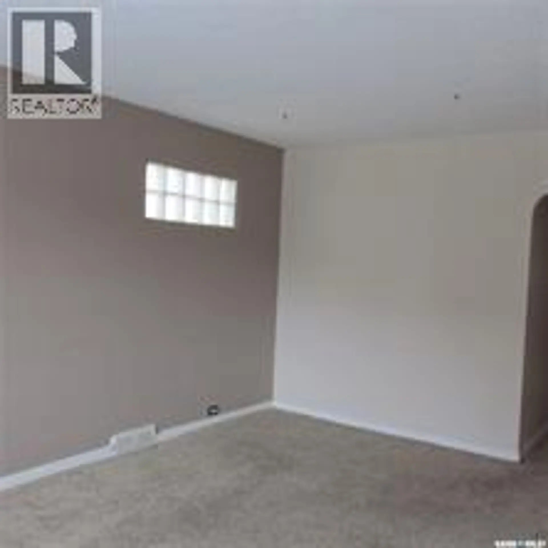 2047 Retallack STREET - Image 3