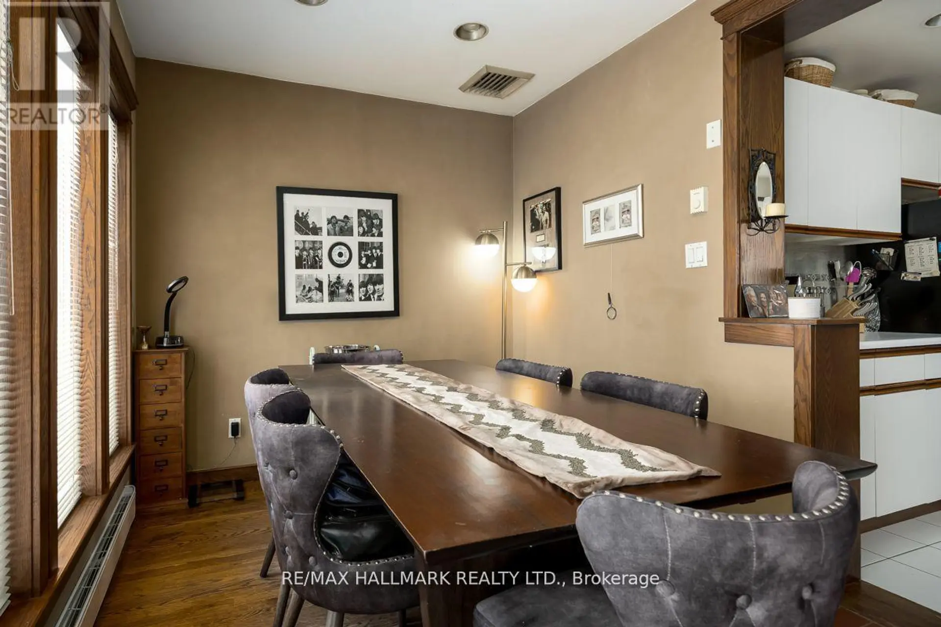 22 AIRLEY CRESCENT - Image 3
