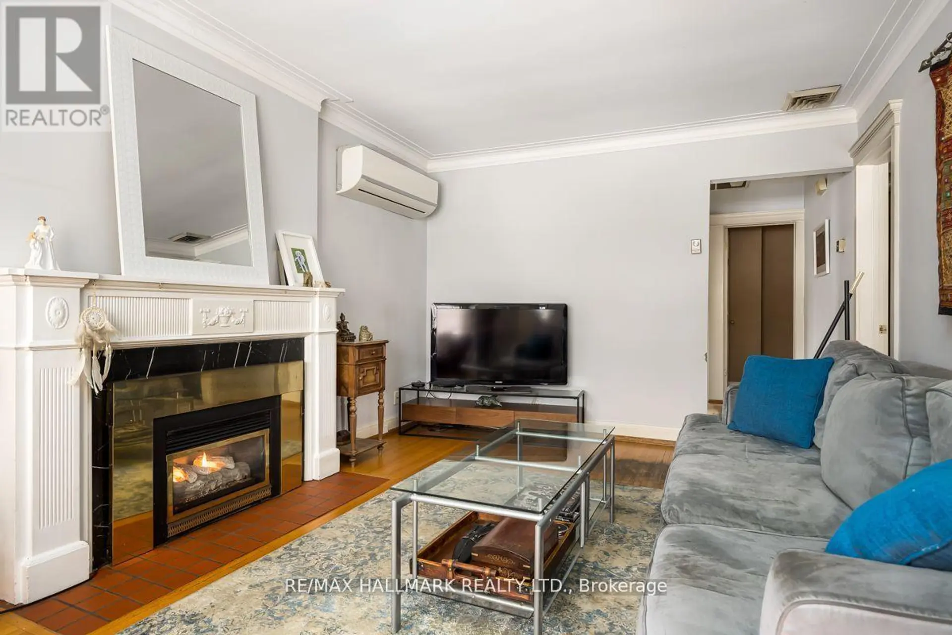 22 AIRLEY CRESCENT - Image 2