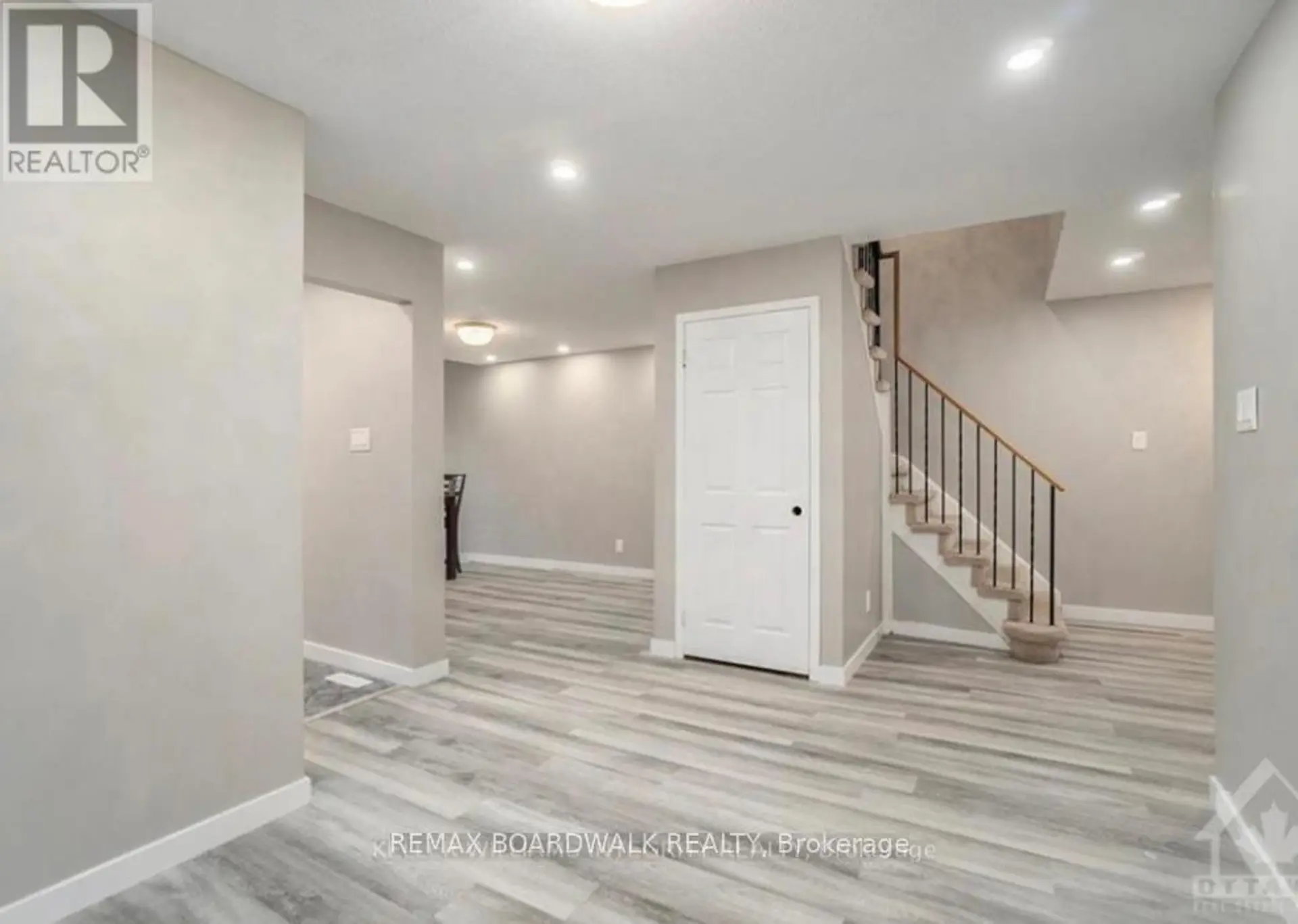 563 LATOUR CRESCENT - Image 14