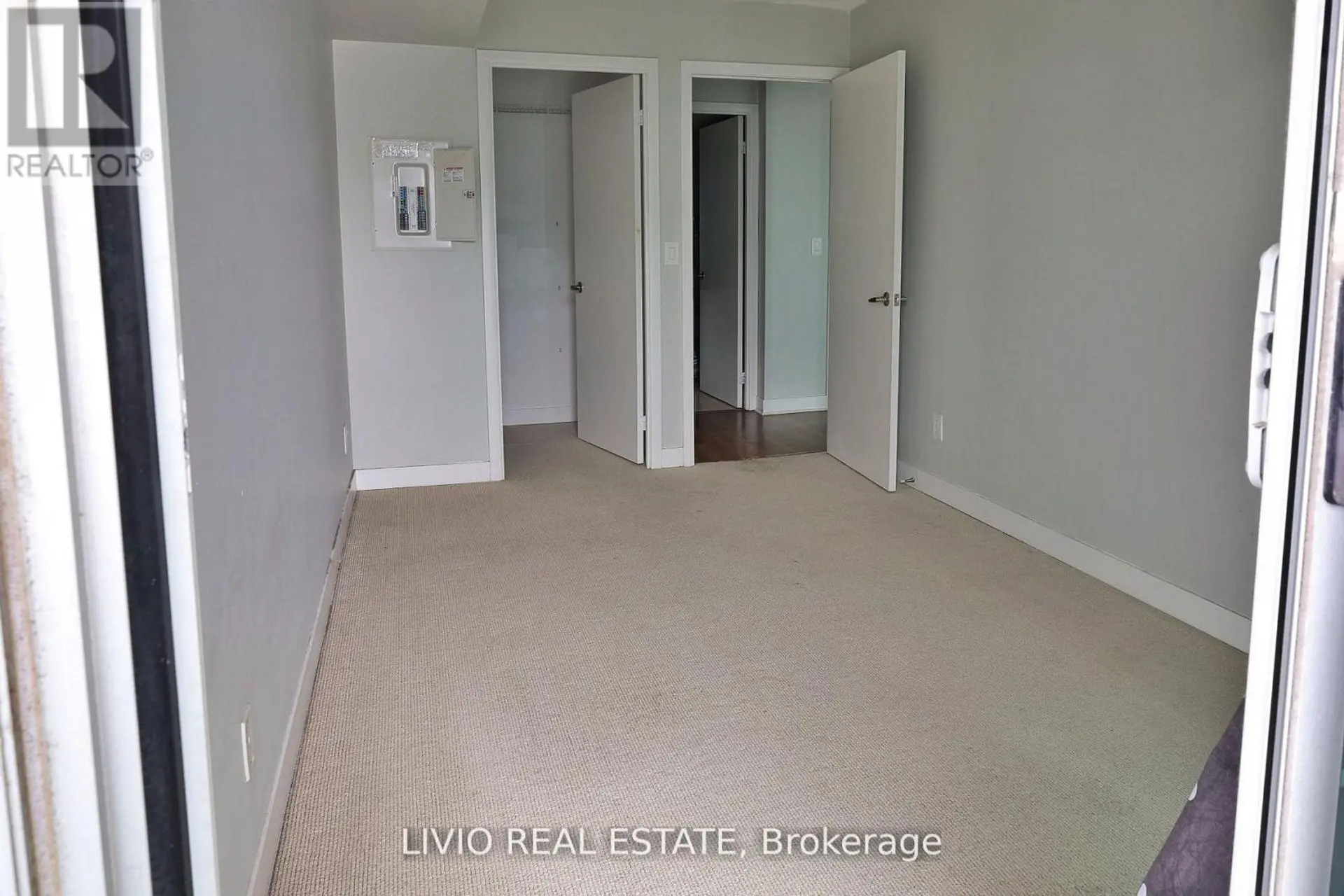 #2101 155 LEGION ROAD N - Image 10